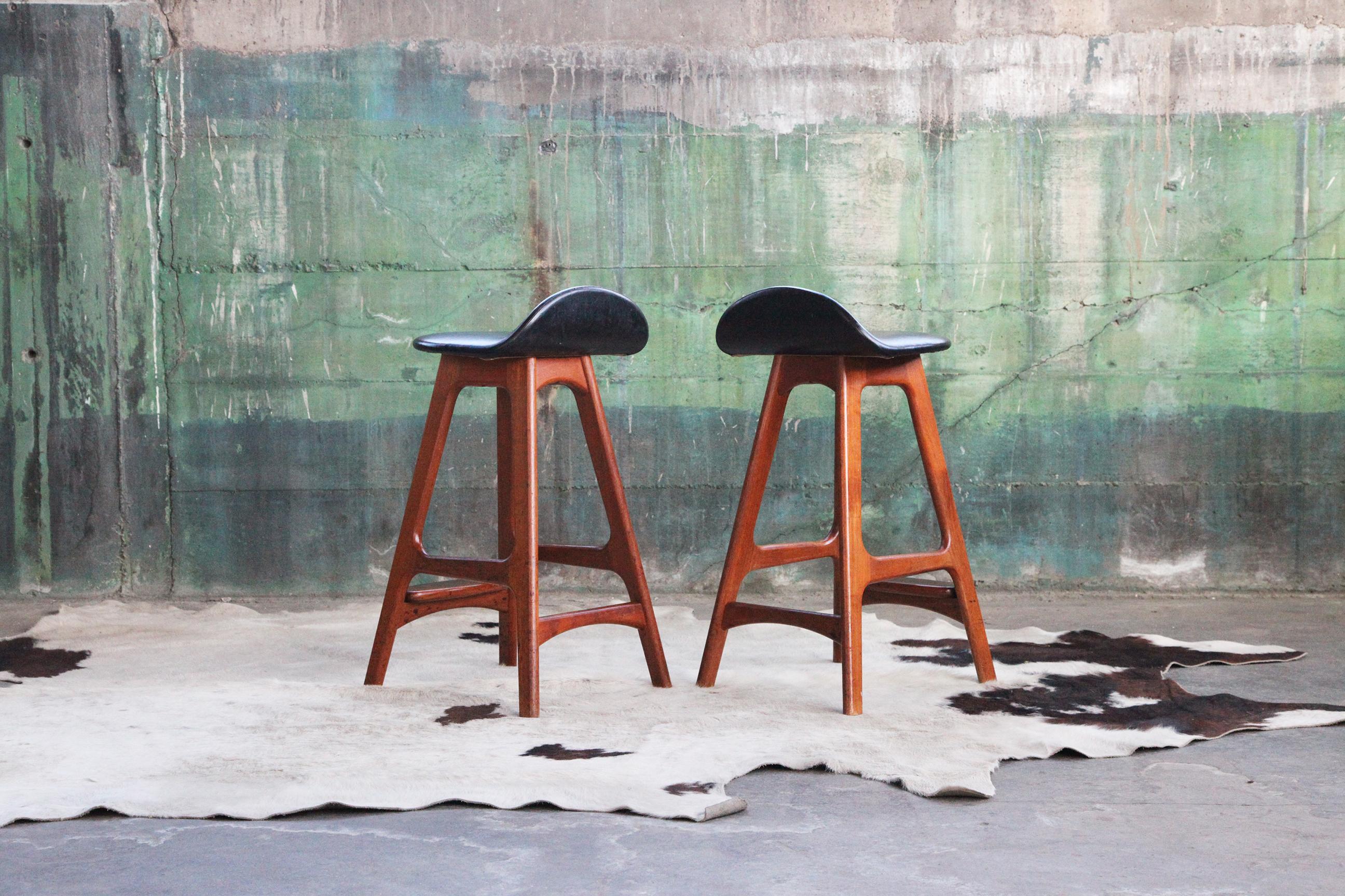 Pair of Danish Mid Century 1960s Teak Bar Stools Mod. 61 by Erik Buch Denmark For Sale 2
