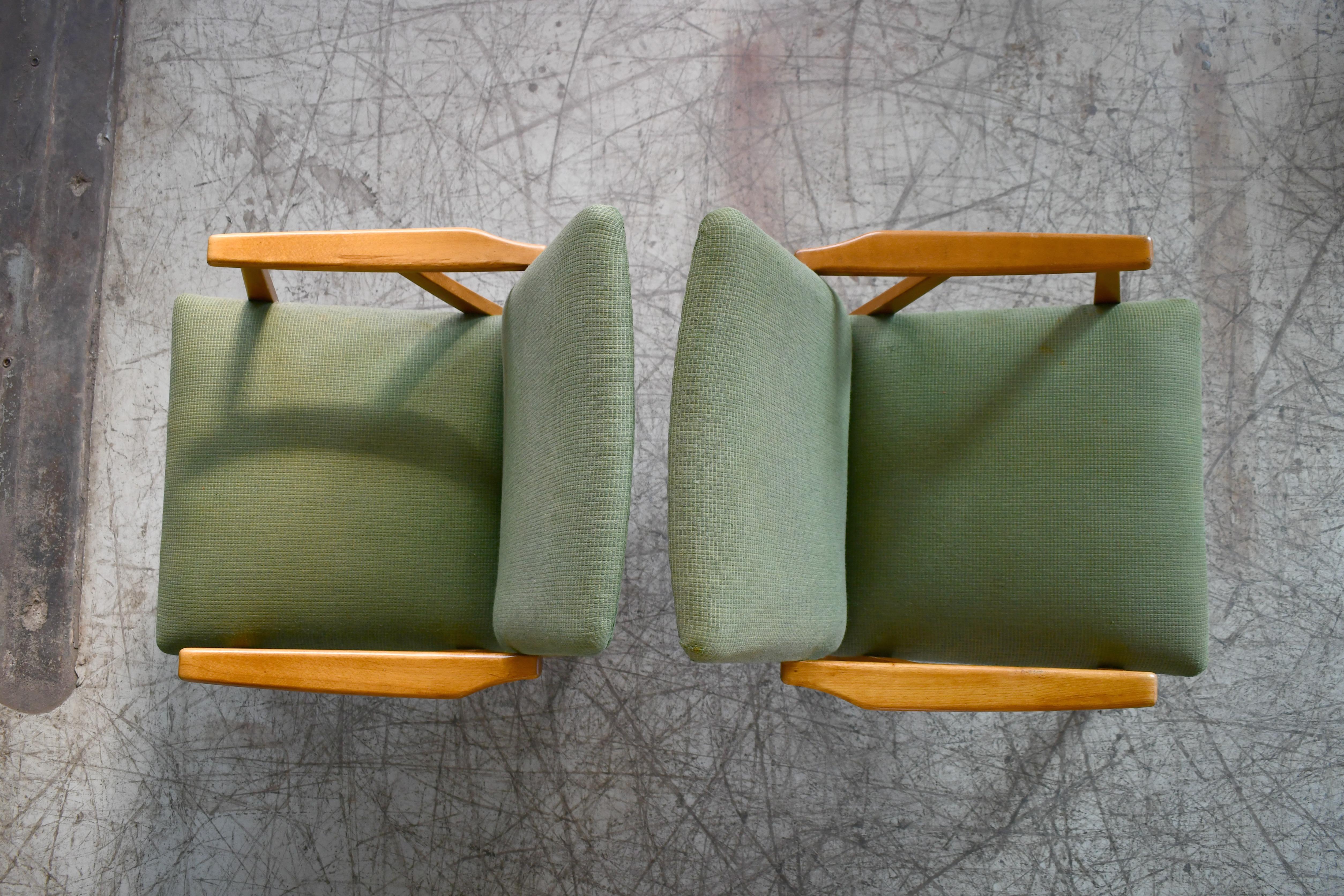 Pair of Danish Midcentury Arne Vodder Style Easy Chairs in Elmwood, 1960s 2