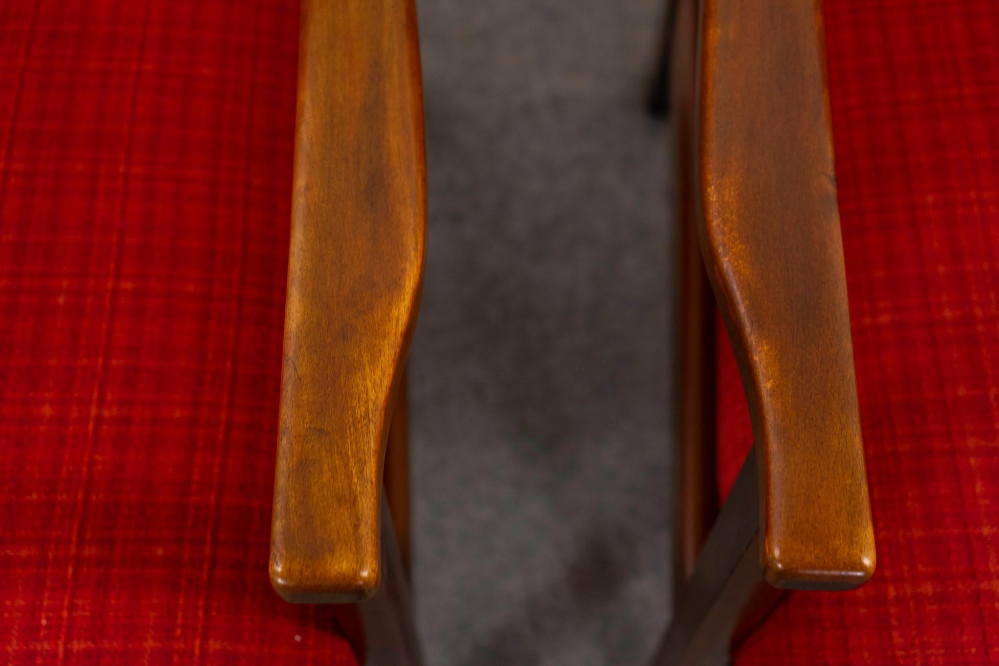 Danois Paire de chaises longues danoises du milieu du siècle en hêtre et teck en vente