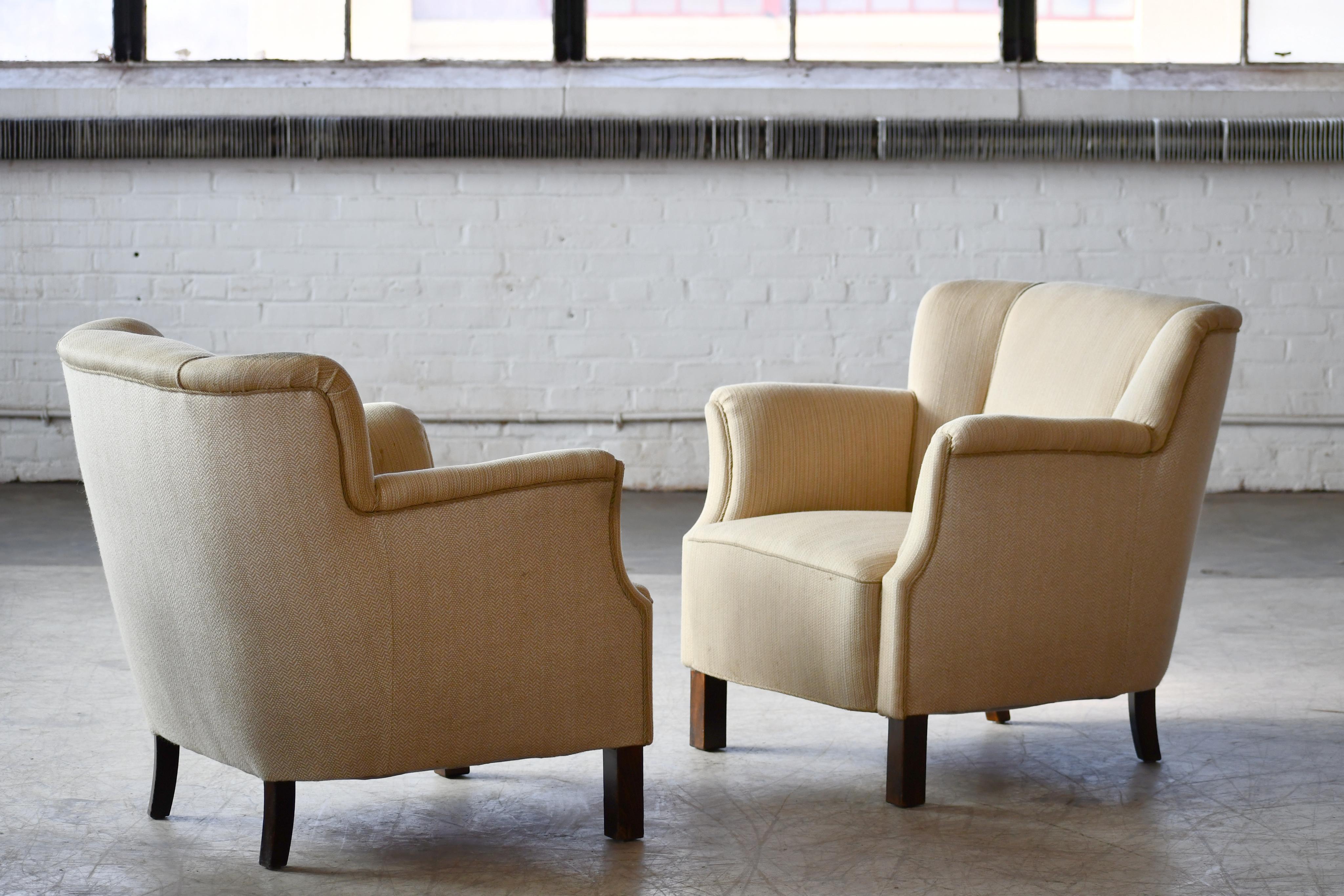 Pair of Danish Mid-Century Fritz Hansen Style Lounge Chairs, ca. 1940-50 2