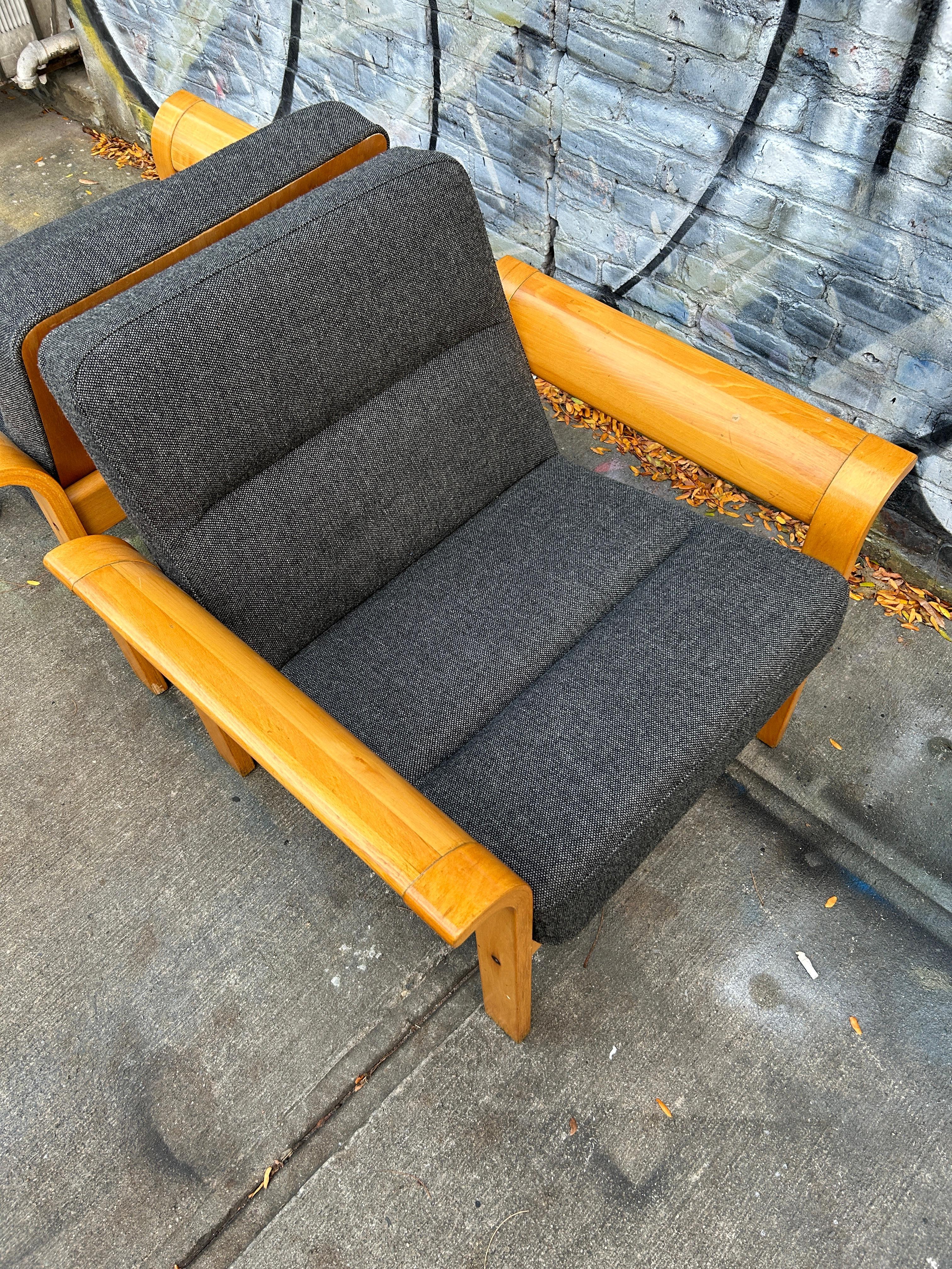 Woodwork Pair of Danish modern Mid-Century Lounge Chairs Blonde Bentwood Arms  For Sale