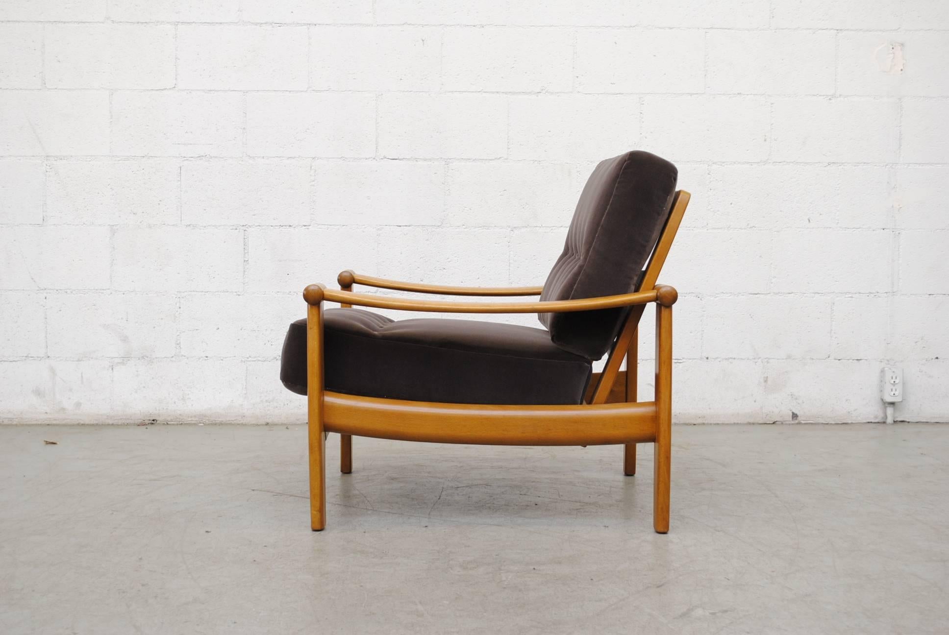 Pair of Danish Mid-Century Lounge Chairs In Good Condition In Los Angeles, CA