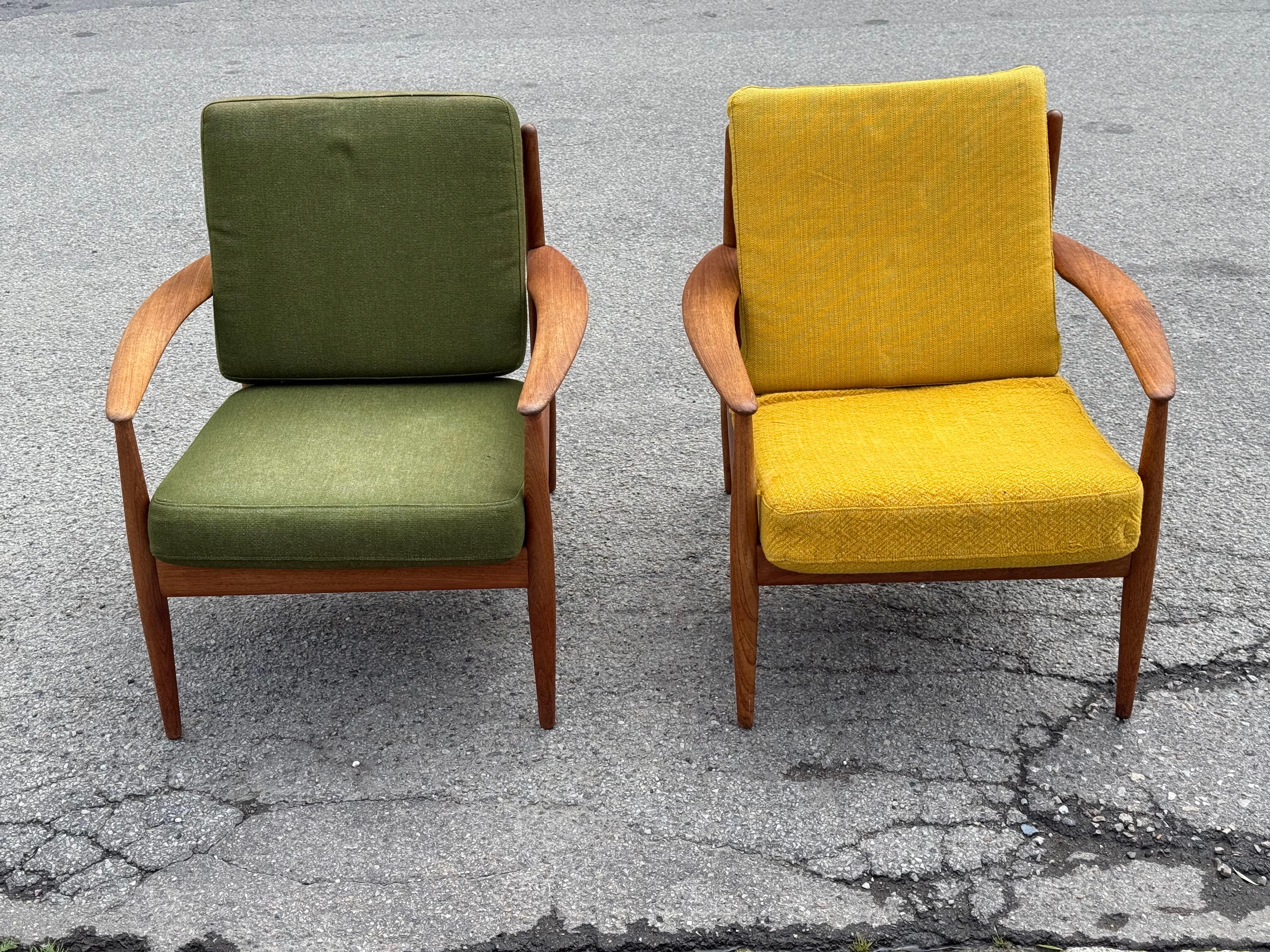 Pair of Danish mid-century modern 1960s teak Lounge chairs by Grete Jalk For Sale 6
