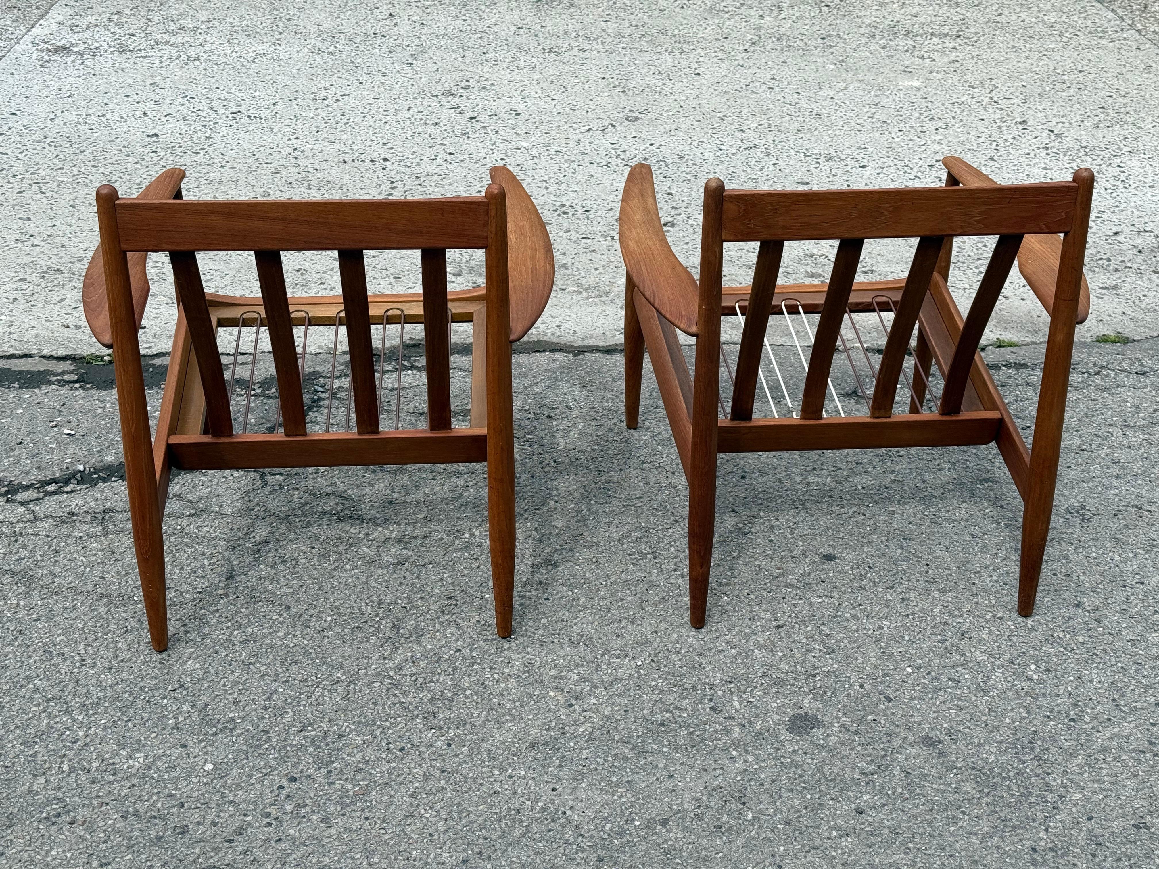 Pair of Danish mid-century modern 1960s teak Lounge chairs by Grete Jalk For Sale 3