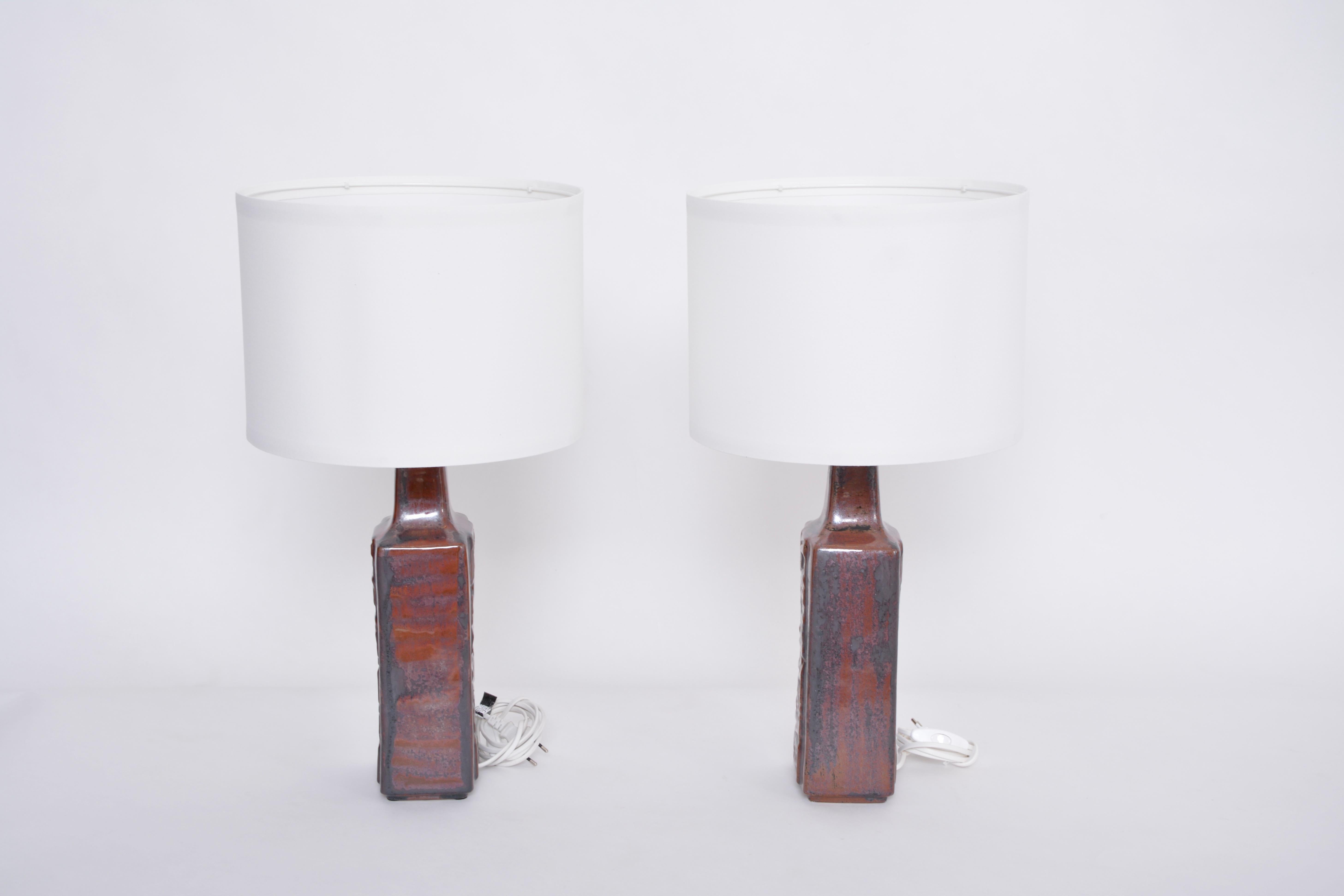 Glazed Pair of Danish Mid-Century Modern Ceramic Table Lamps by Desiree Stentoj For Sale