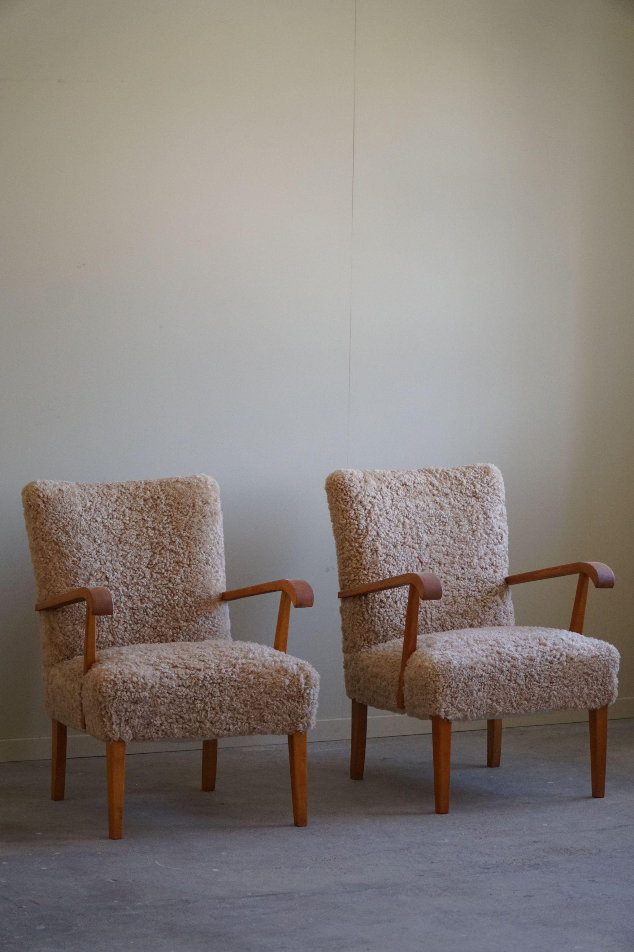 Hand-Crafted Pair of Danish Mid Century Modern Lounge Chairs in Beech & Lambswool, 1960s