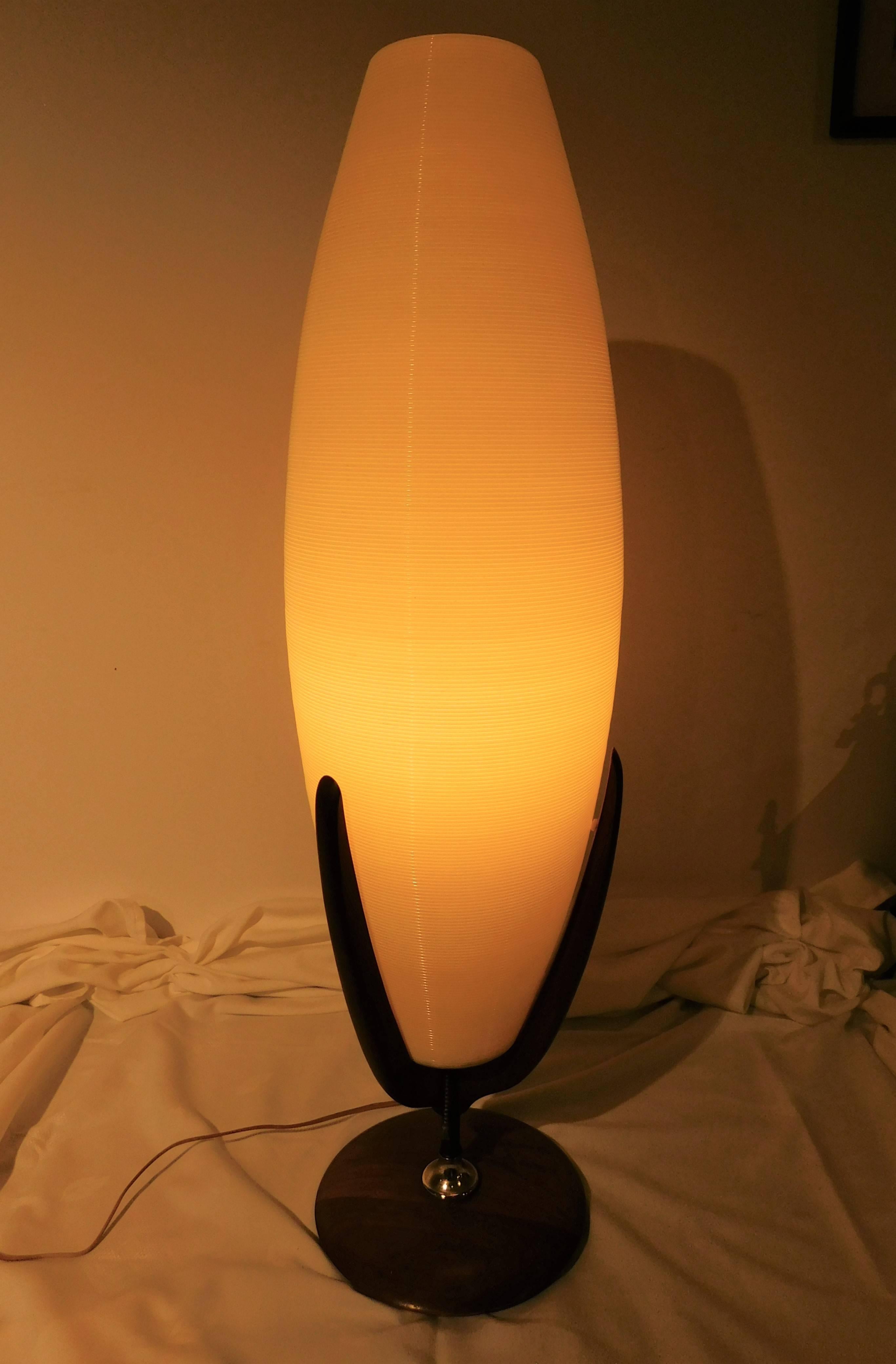 mcm atomic lamp
