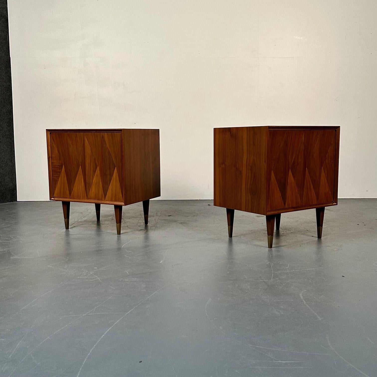 Pair of Danish Mid-Century Modern Style Geometric Nightstands, Walnut, Brass In Good Condition For Sale In Stamford, CT