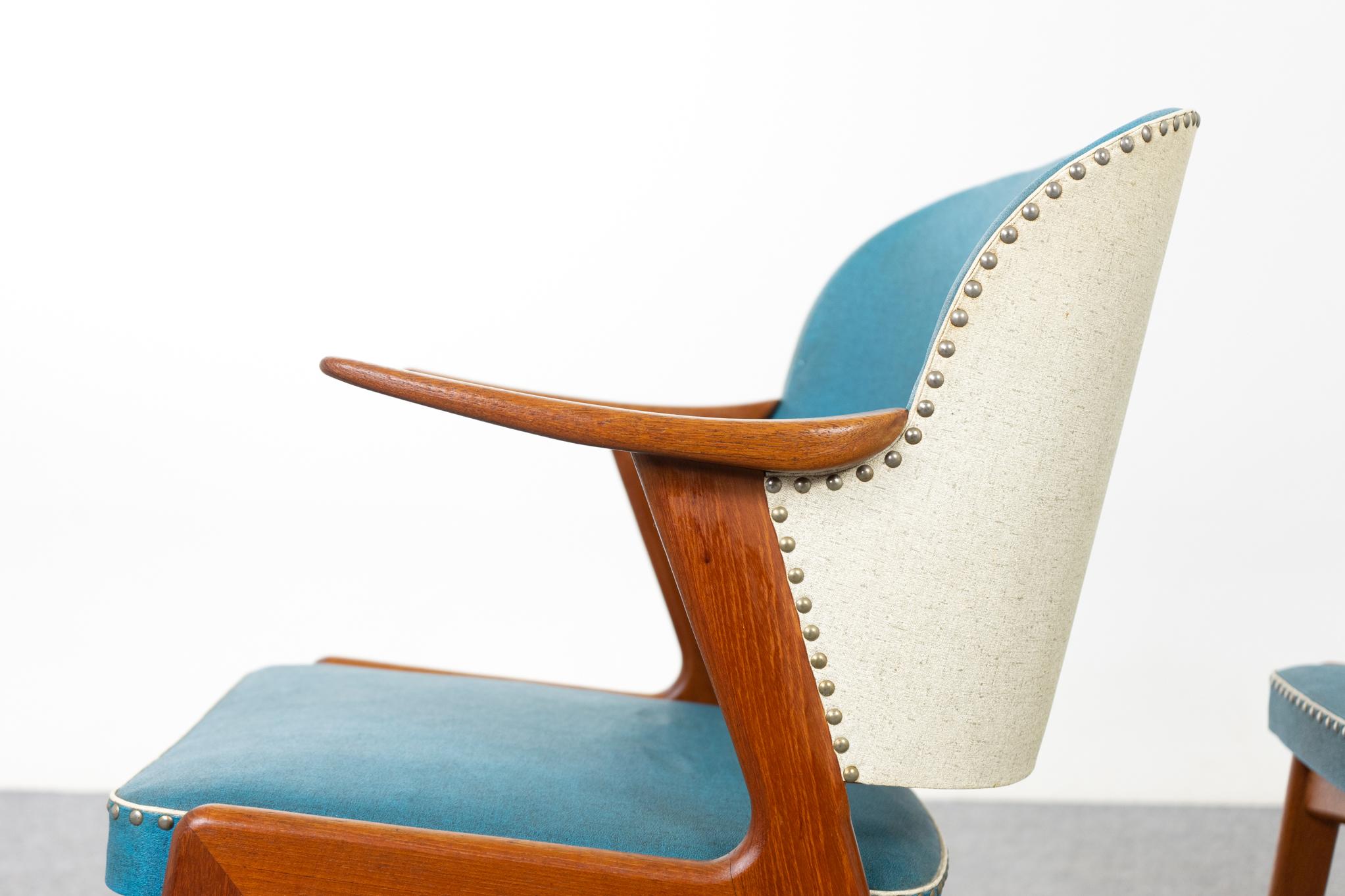 Pair of Danish Mid-Century Modern Teak & Vinyl Arm Chairs For Sale 1