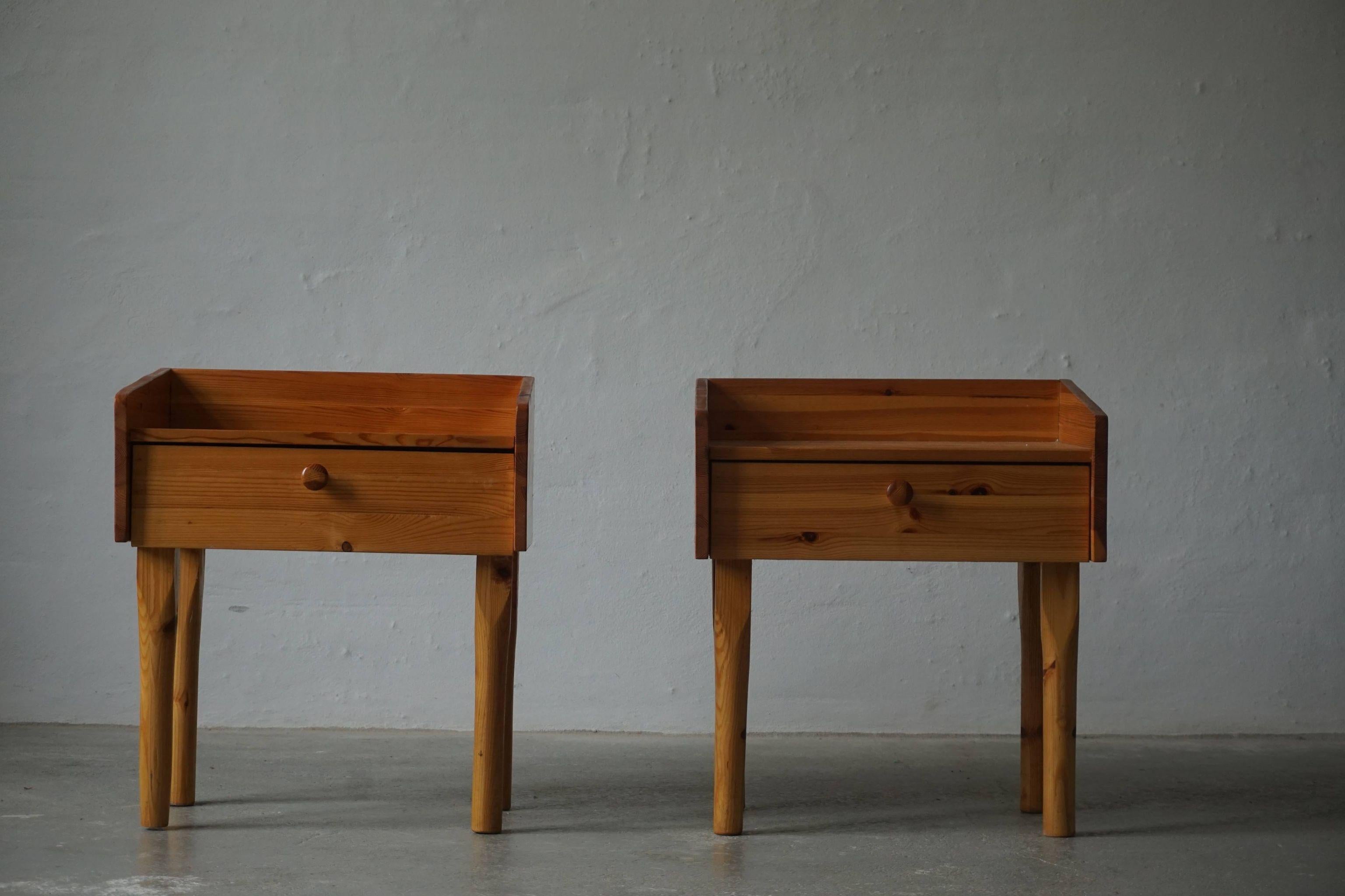 Pair of Danish Mid Century Night Stands with Drawers in Solid Pine, 1970s 3