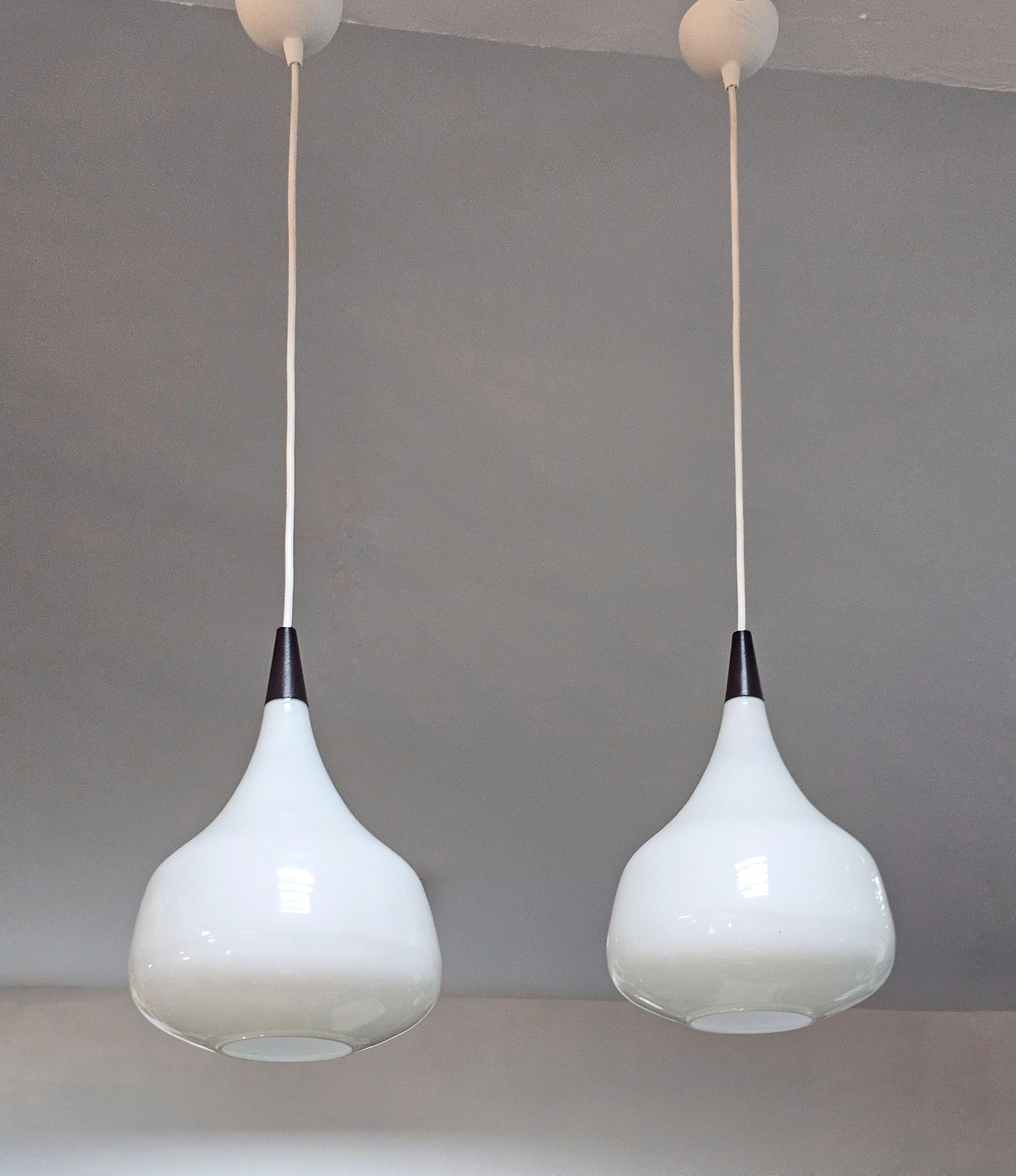 Pair of Danish Mid Century Opaline Glass Pendant Lights by Holmegaard, 1960s For Sale 2