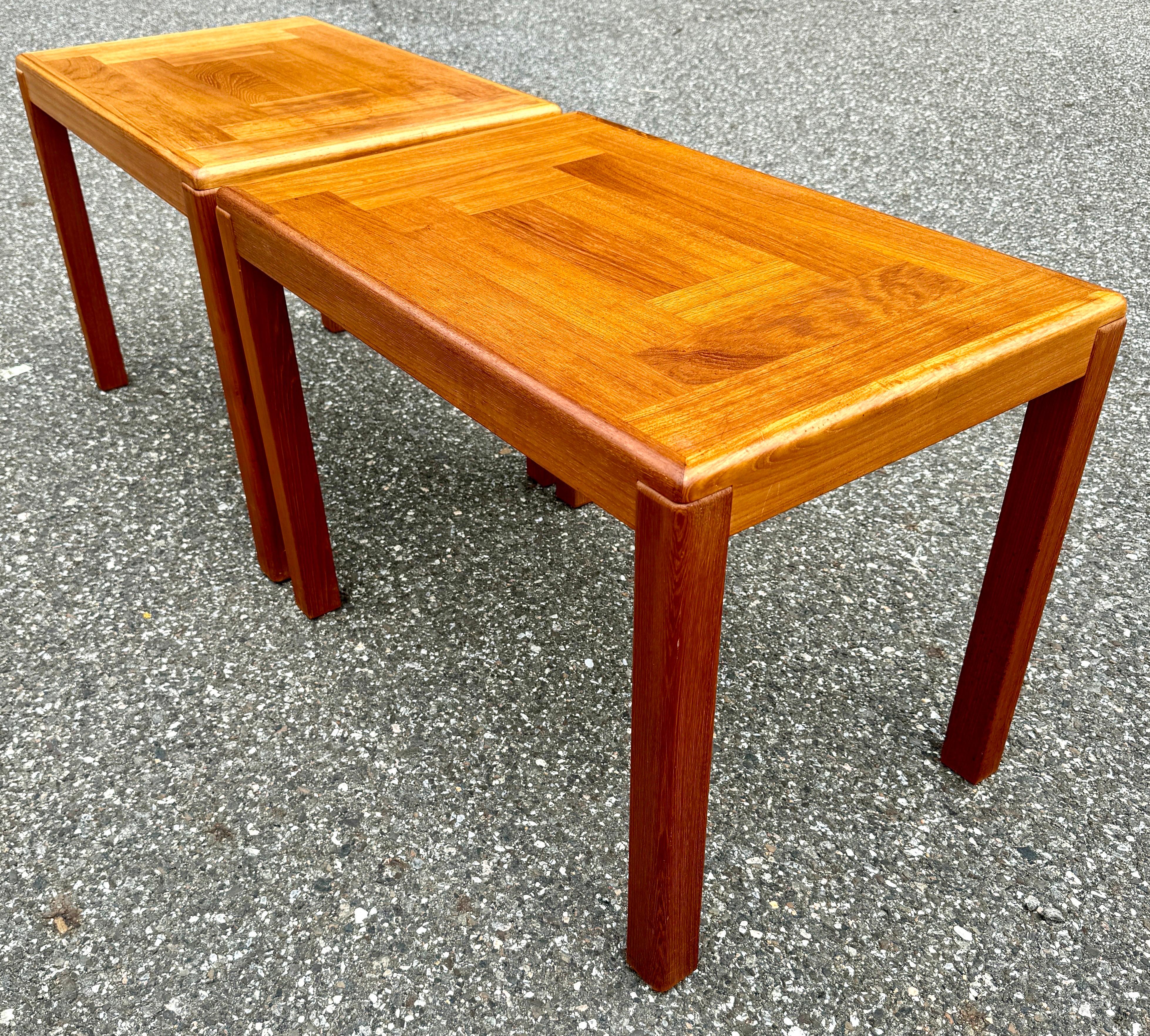 Scandinave moderne Paire de tables d'appoint danoises en teck du milieu du siècle dernier par Vejle Stole og Mobelfabrik en vente