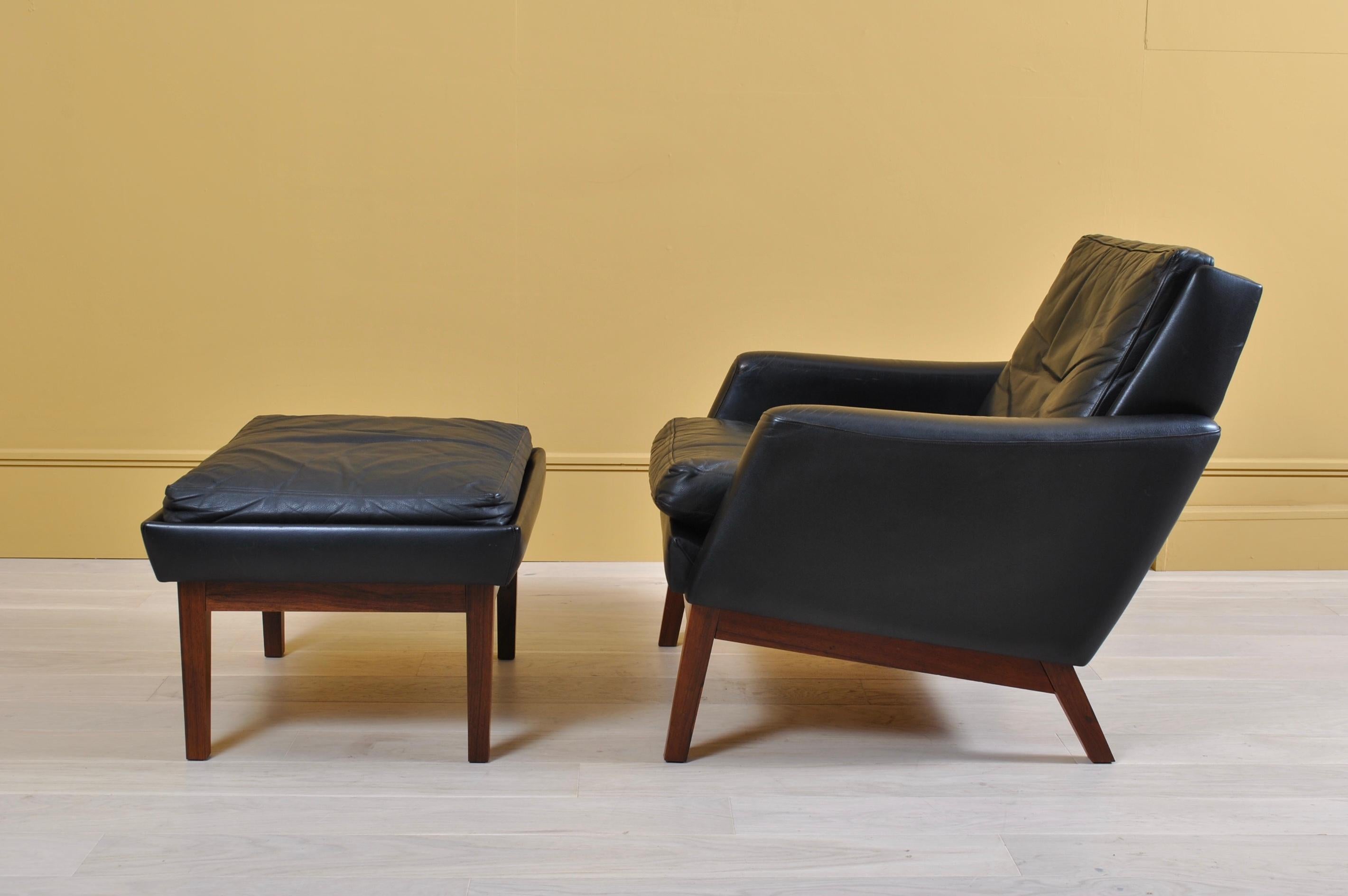 Pair of Danish Midcentury Leather Lounge Chairs and Ottoman 7