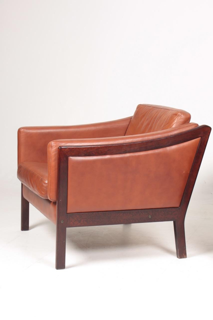 Scandinavian Modern Pair of Danish Midcentury Lounge Chairs in Patinated Leather, 1960s
