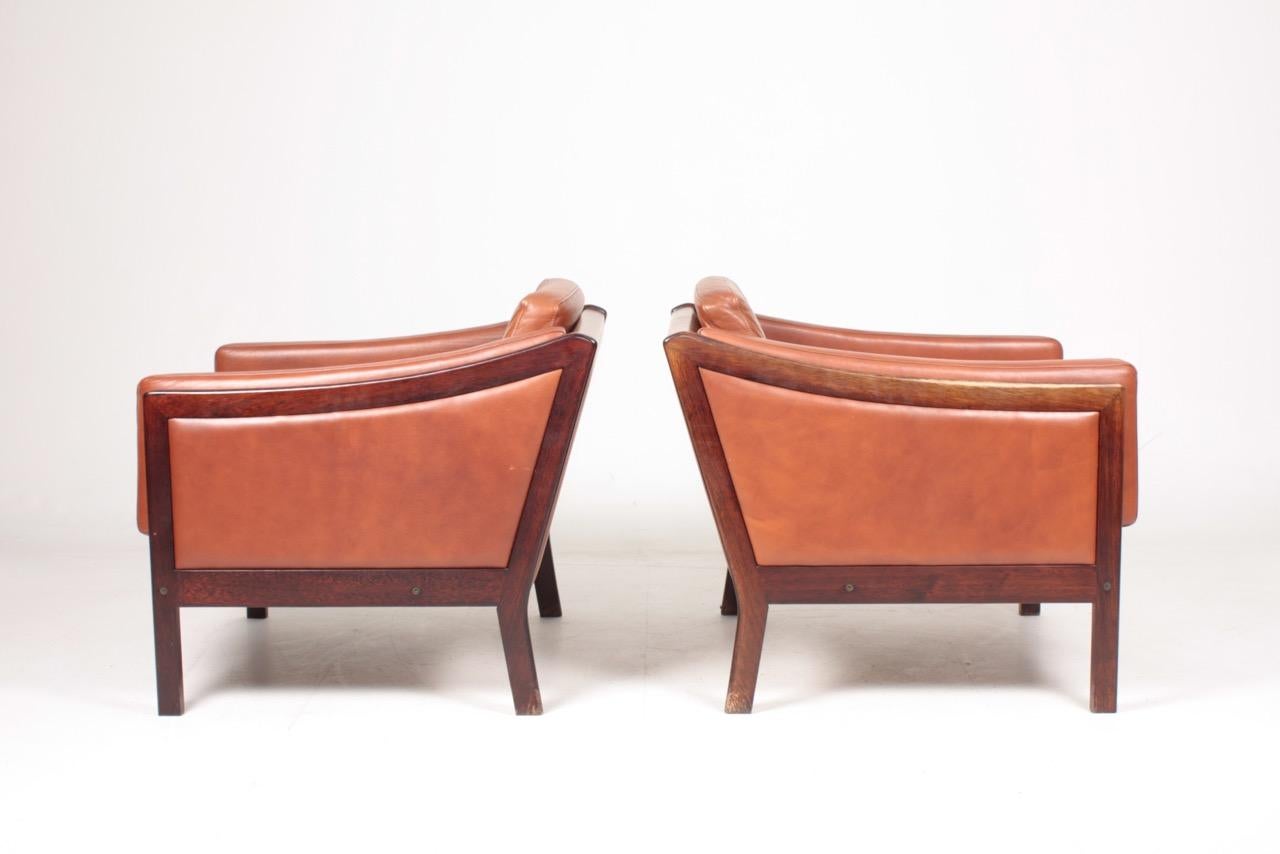 Pair of Danish Midcentury Lounge Chairs in Patinated Leather, 1960s In Good Condition In Lejre, DK