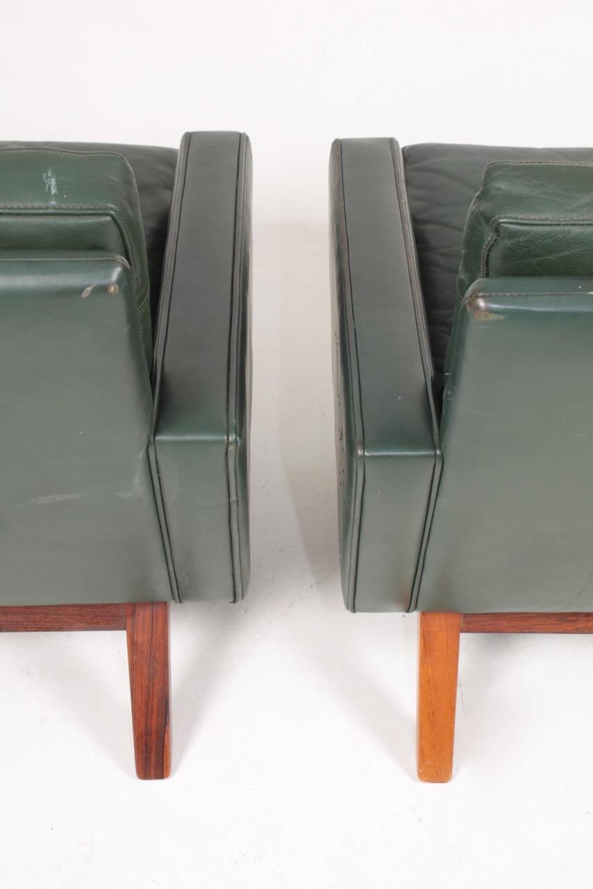 Pair of Danish Midcentury Lounge Chairs in Patinated Leather, 1960s 4
