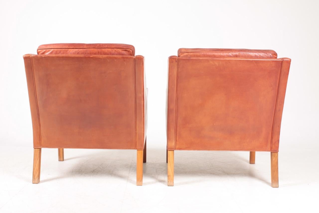 Pair of Danish Midcentury Lounge Chairs in Patinated Leather by Børge Mogensen 2