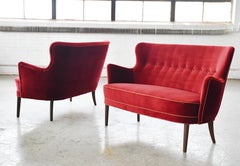 Pair of Danish Midcentury Settees in the Style of Peter Hvidt