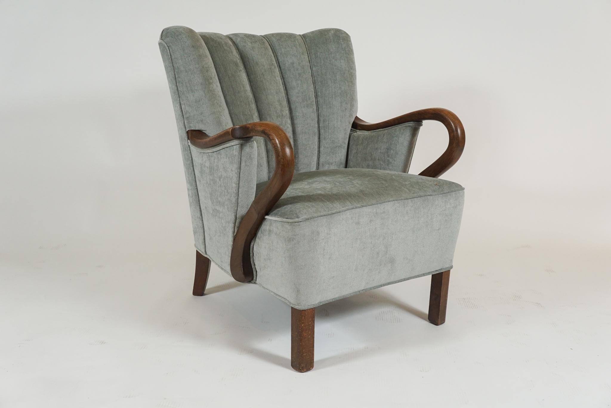 Hand-Crafted Pair of Danish Modern 1940s Armchairs