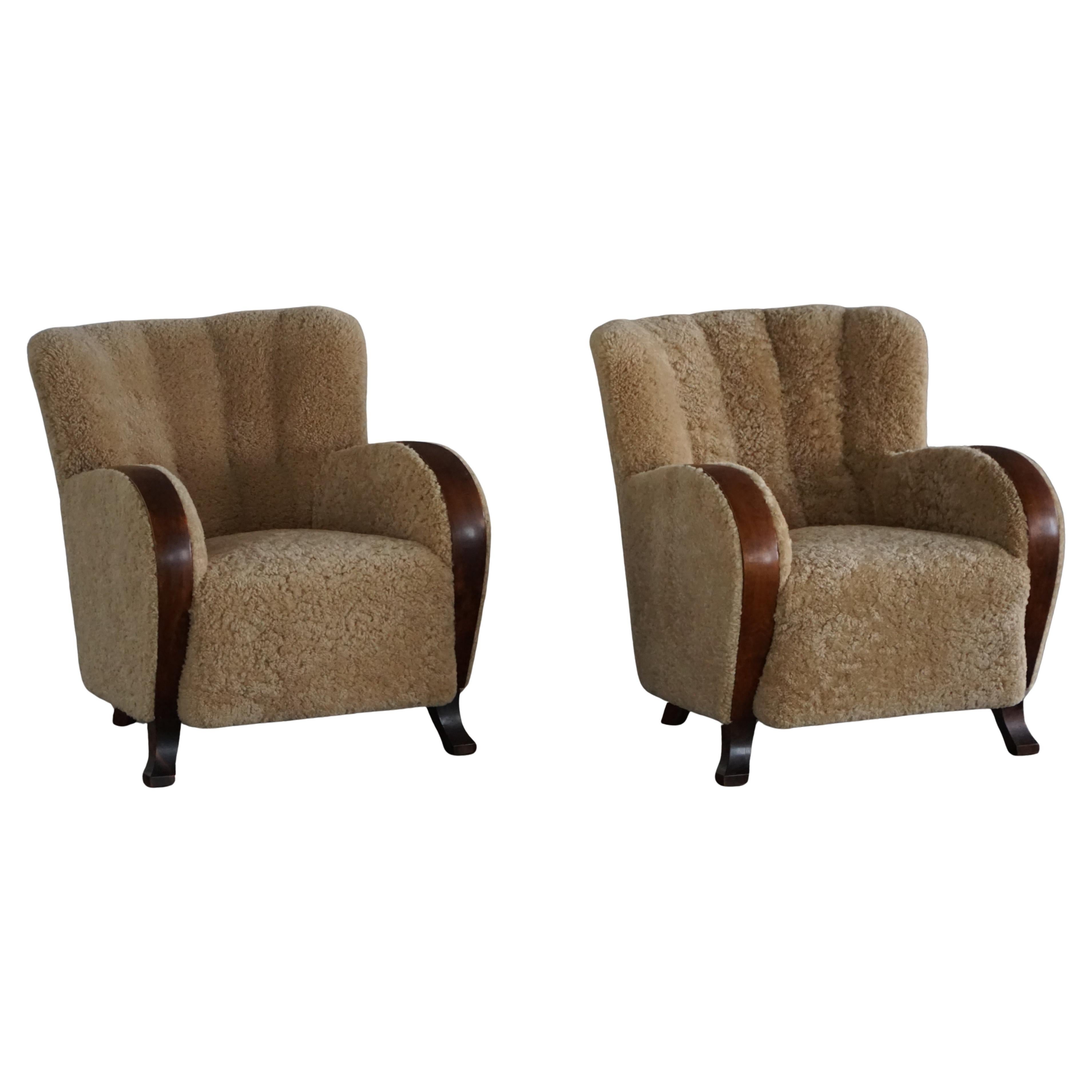 Pair of Danish Modern Art Deco Lounge Chairs in Lambswool and Birch, 1930s For Sale