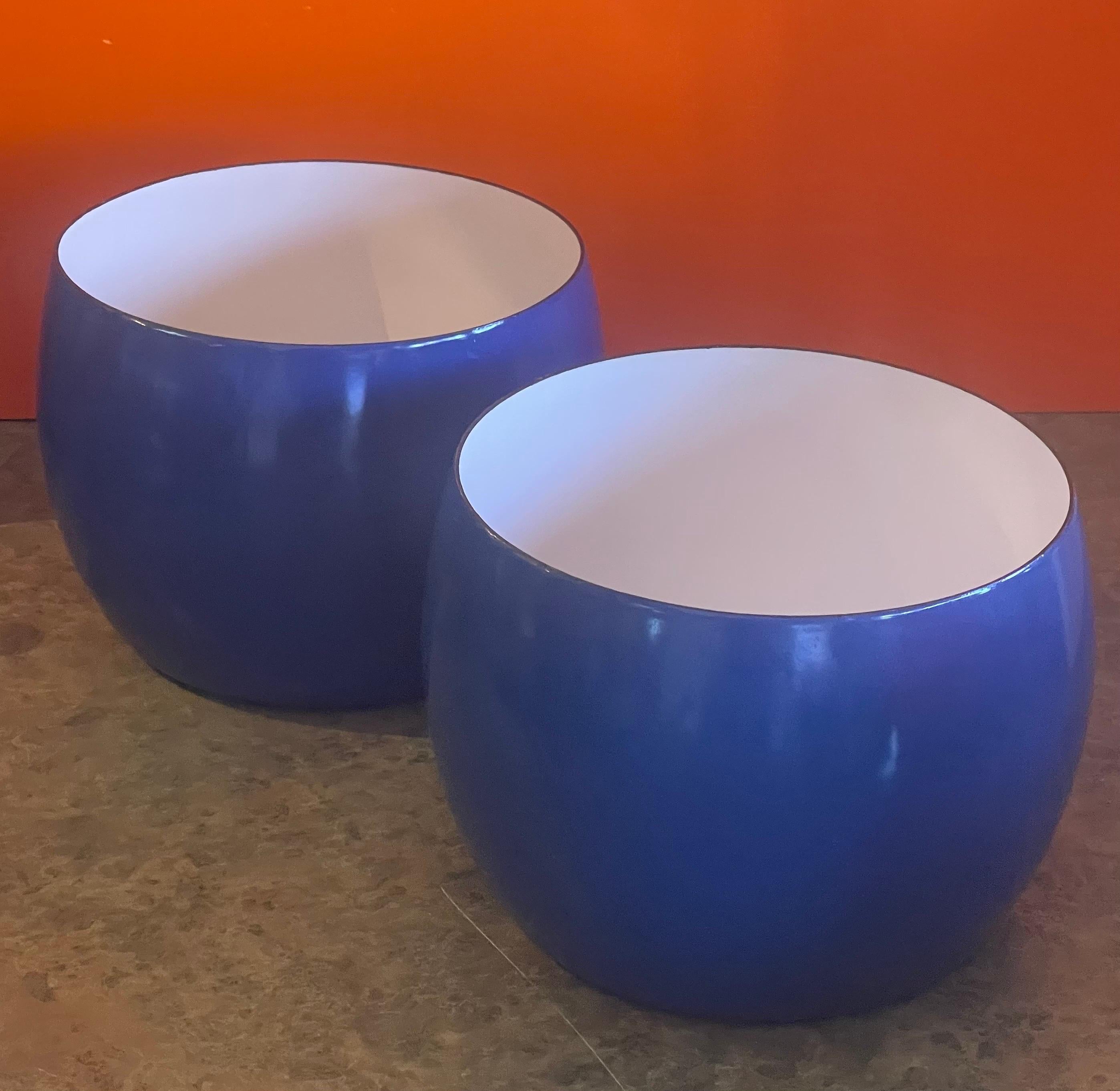 Pair of Danish Modern Blue & White Enamel Bowl by Jens Quistgaard for Dansk For Sale 8