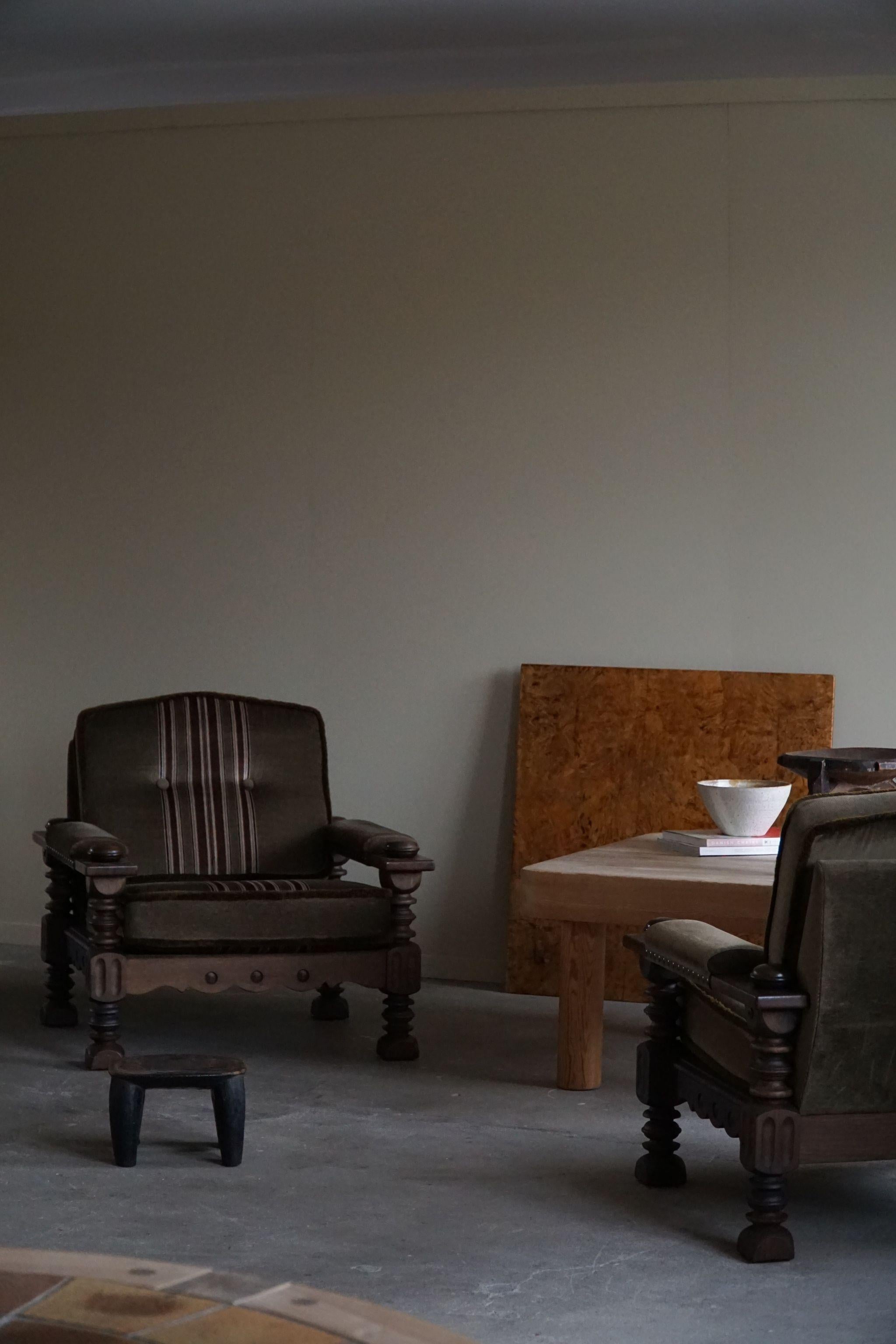 Pair of Danish Modern Brutalist Lounge Chairs in Oak, Henning Kjærnulf, 1960s In Good Condition In Odense, DK