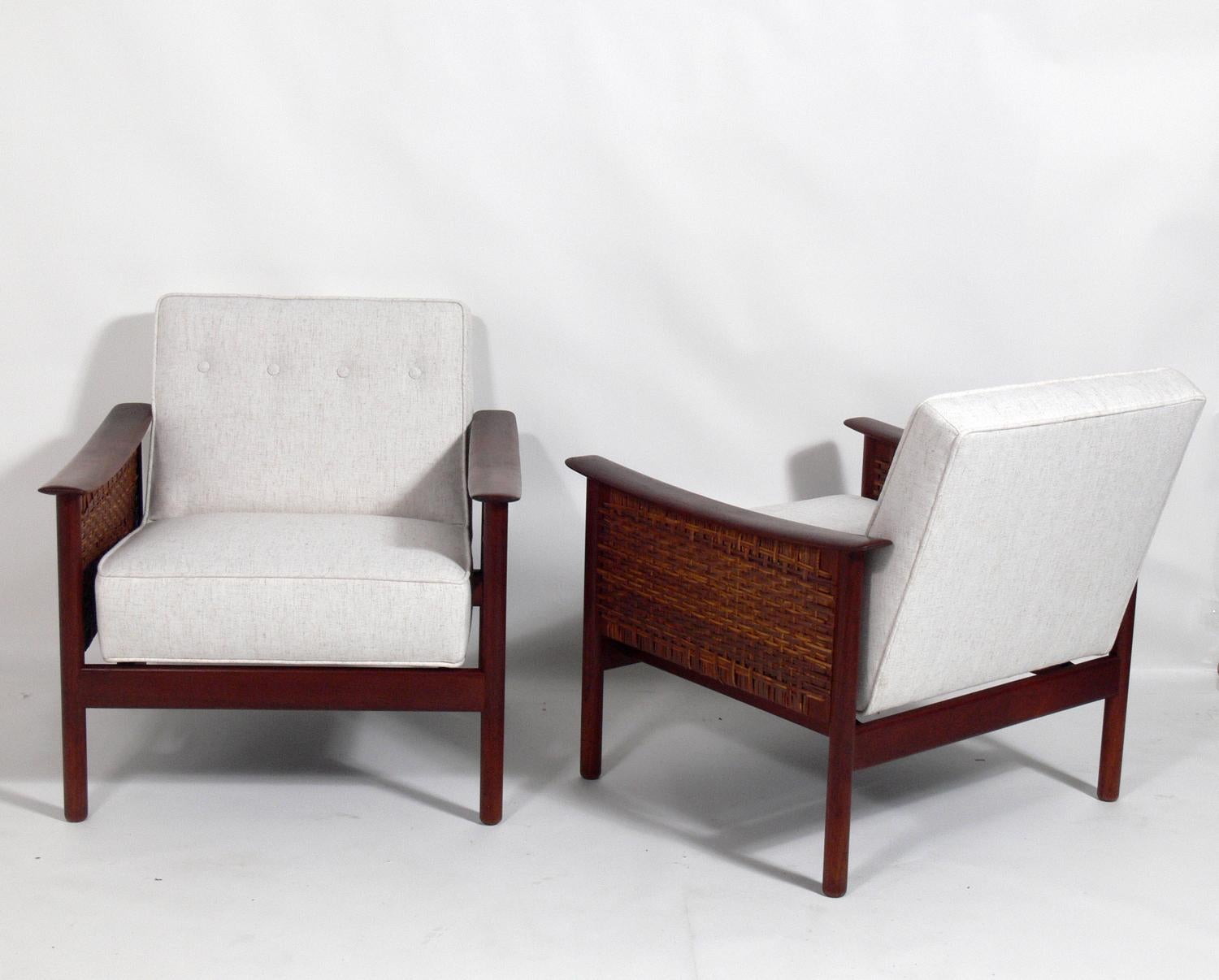 Mid-Century Modern Pair of Danish Modern Caned Lounge Chairs