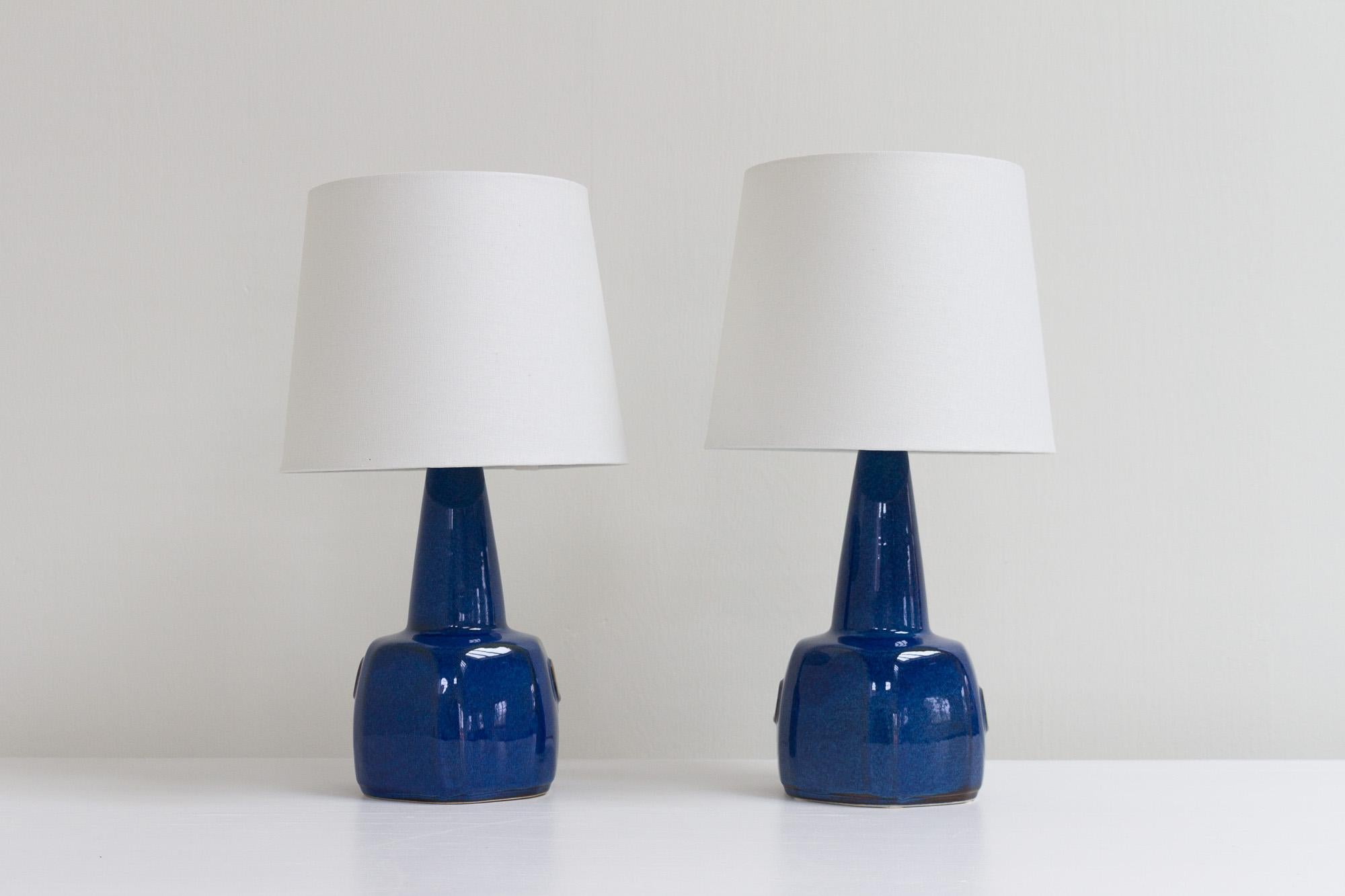 Pair of Danish Modern Ceramic table lamps by Einar Johansen for Søholm, 1960s.
Set of two Mid-Century Modern Danish blue ceramic table lamps designed by Einar Johansen, made by Søholm, Denmark. Soholm is a Danish pottery on the island of Bornholm