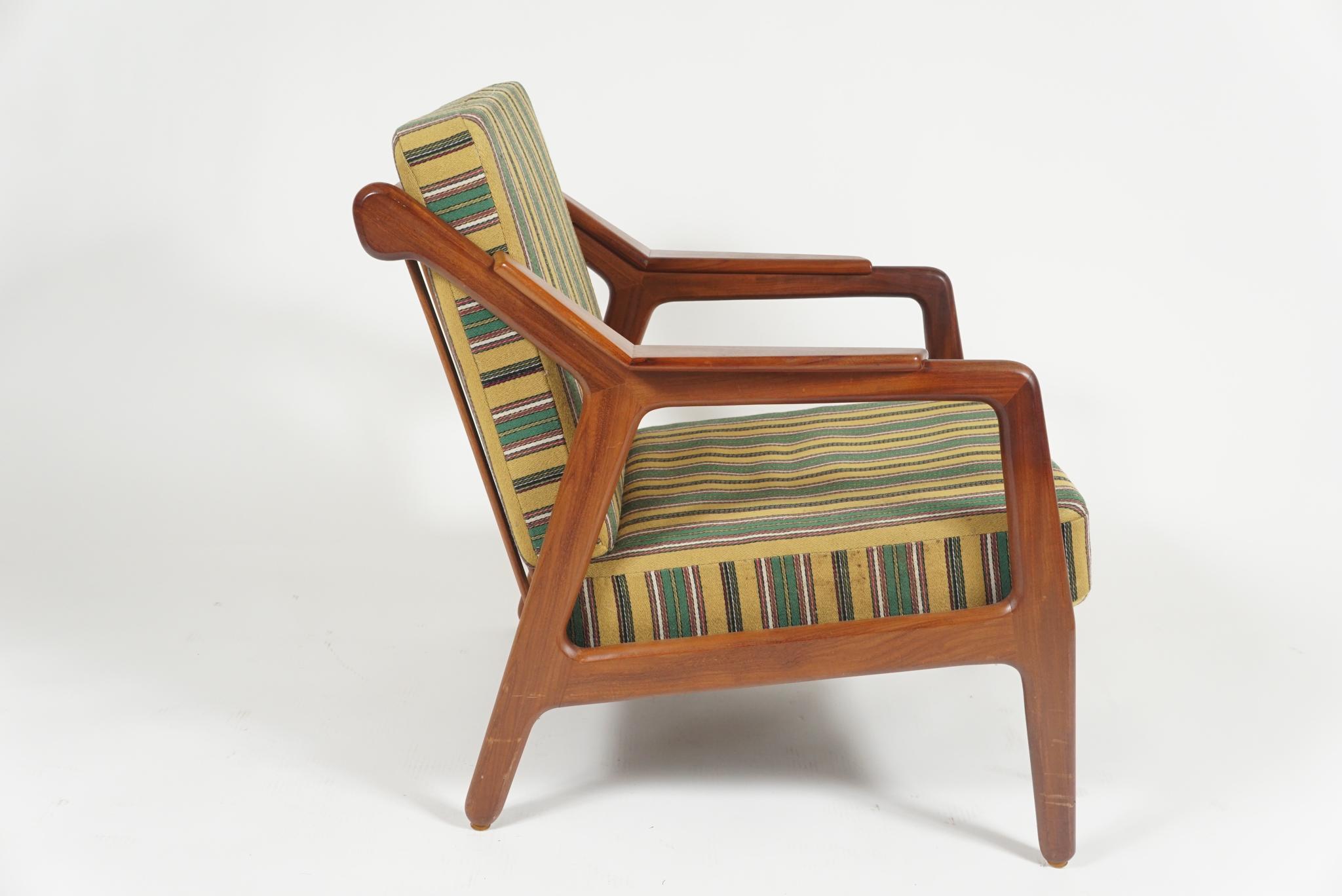 Pair of Danish Modern Chairs by H. Brockmann-Pedersen In Good Condition In Hudson, NY