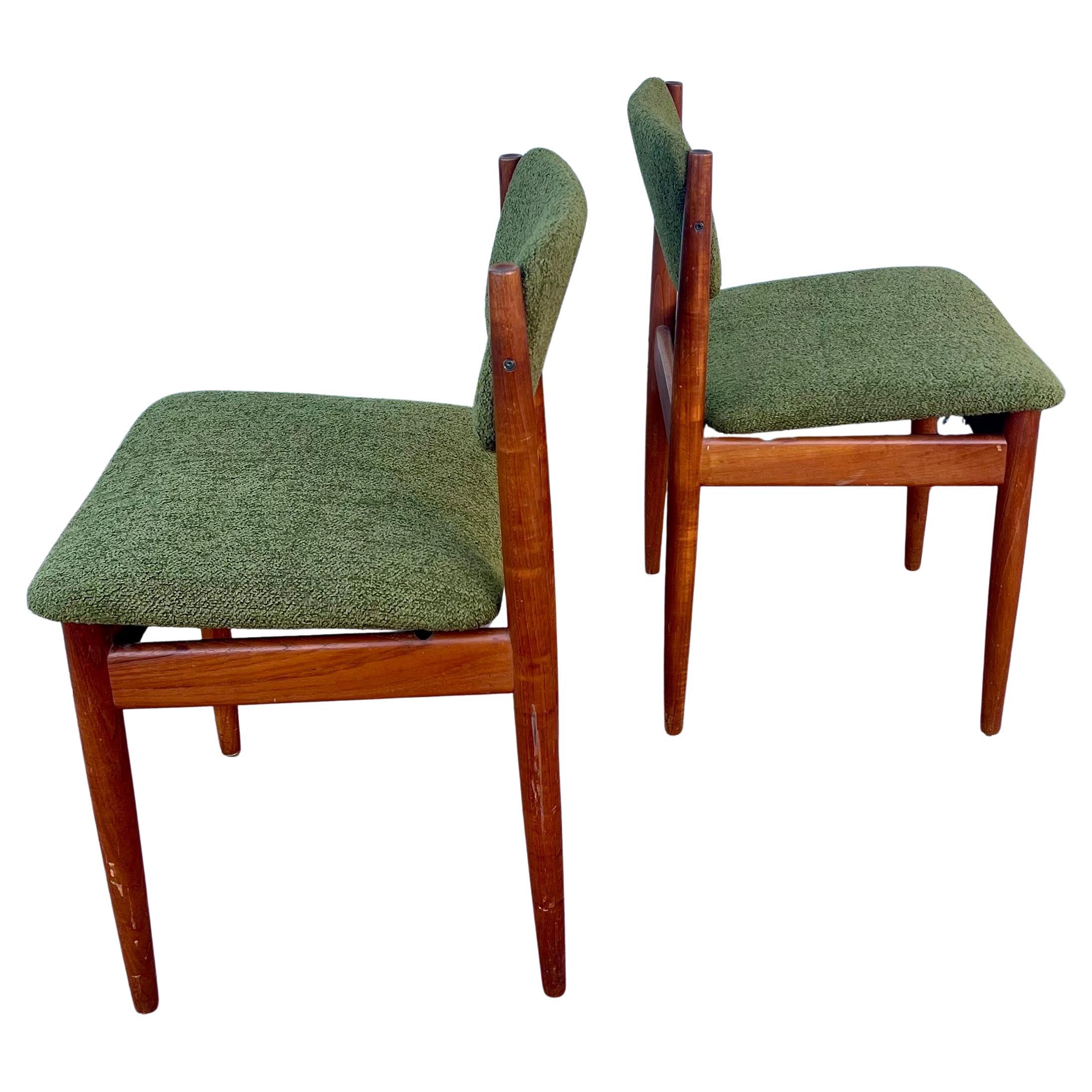 Paar dänische moderne Stühle mod.197 in Teak von Finn Juhl für France & Søn (Dänisch) im Angebot