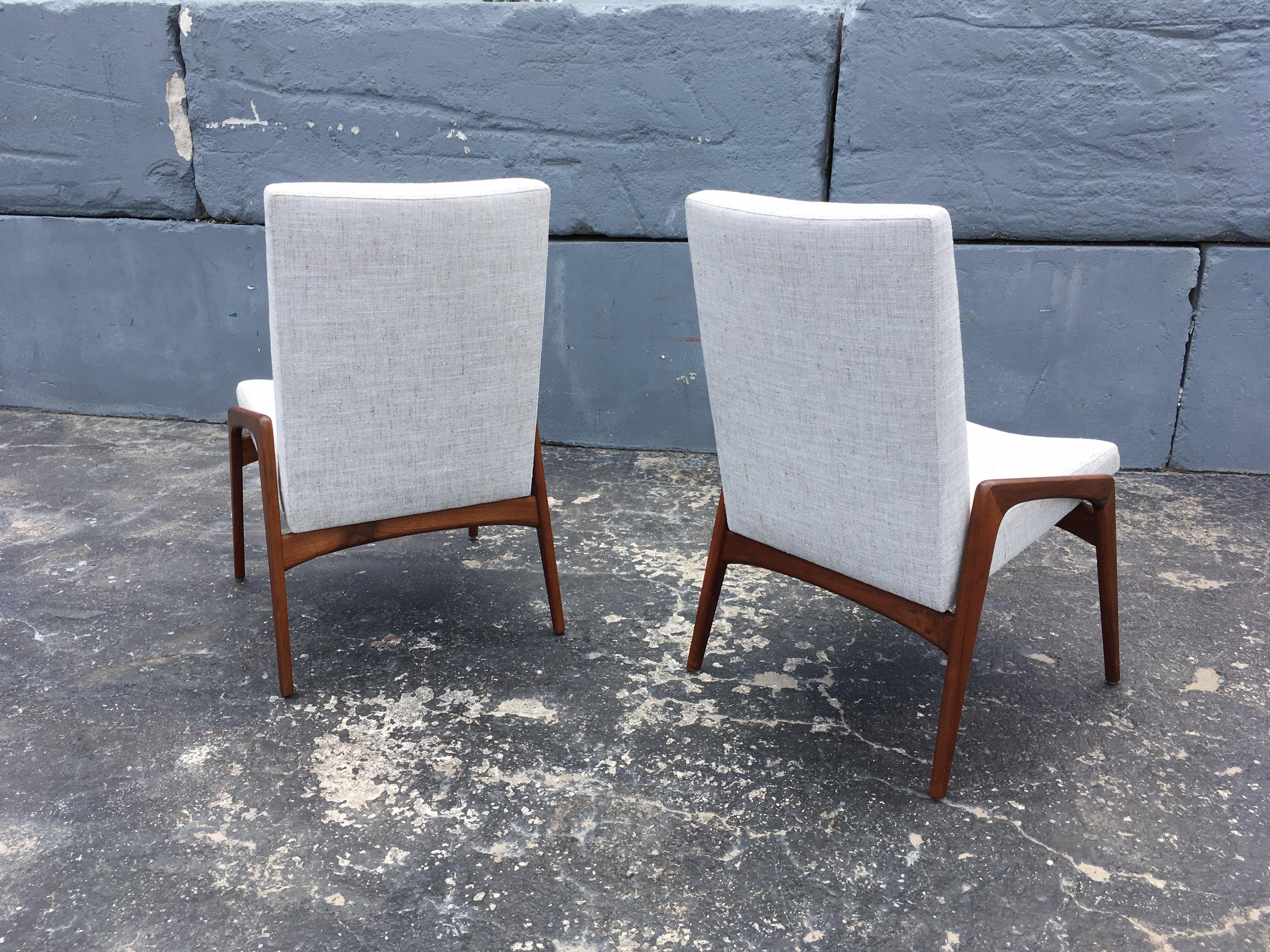Fabric Pair of Danish Modern Chairs, Walnut, 1950s, Excellent Condition For Sale