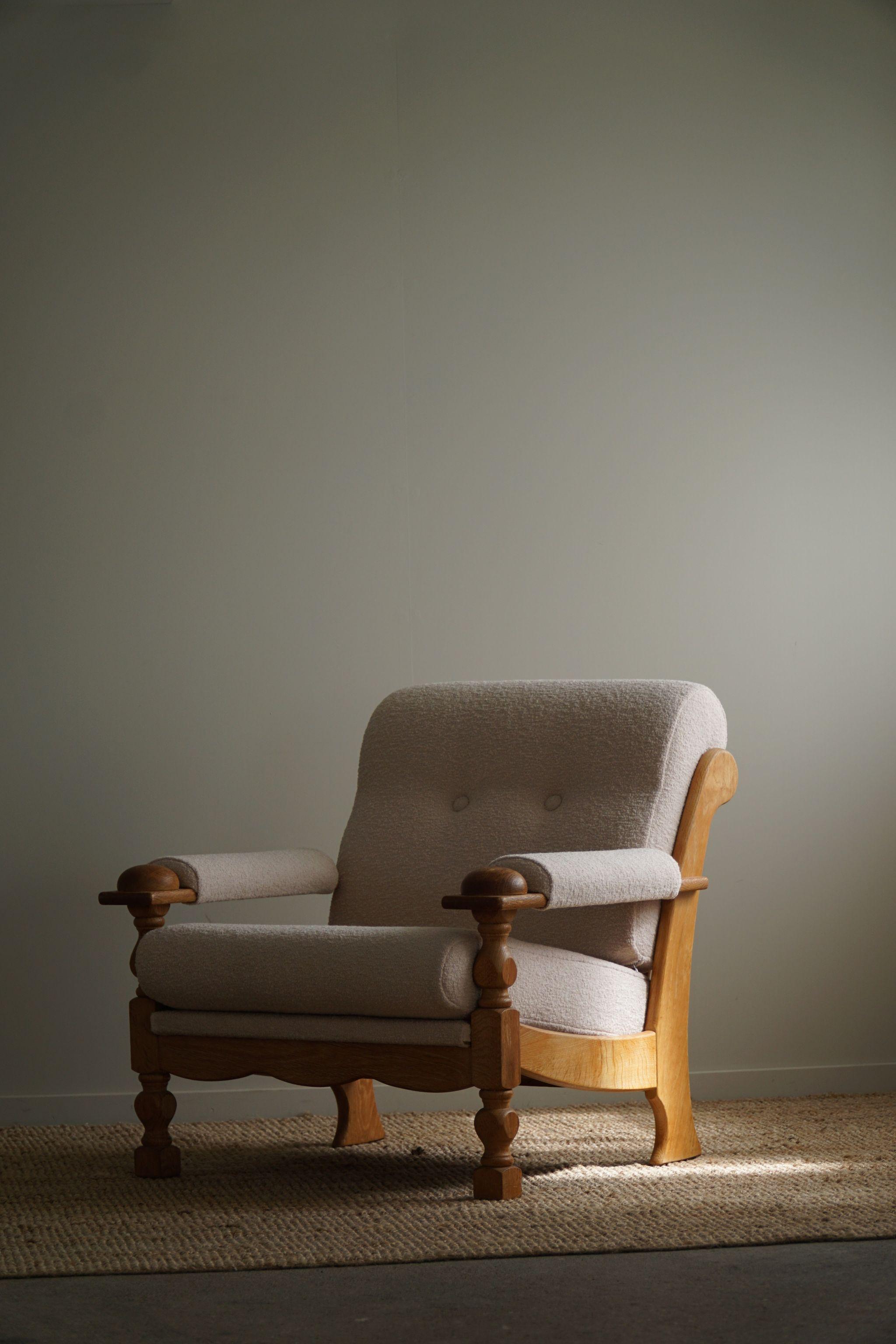 Pair of Danish Modern Easy Chairs in Oak & Bouclé, Henning Kjærnulf, 1960s 12