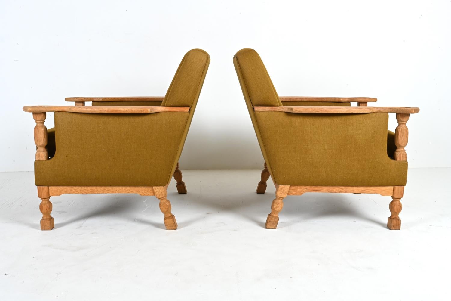 Pair of Danish Modern Easy Chairs in White Oak, Attributed to Henning Kjærnulf For Sale 4