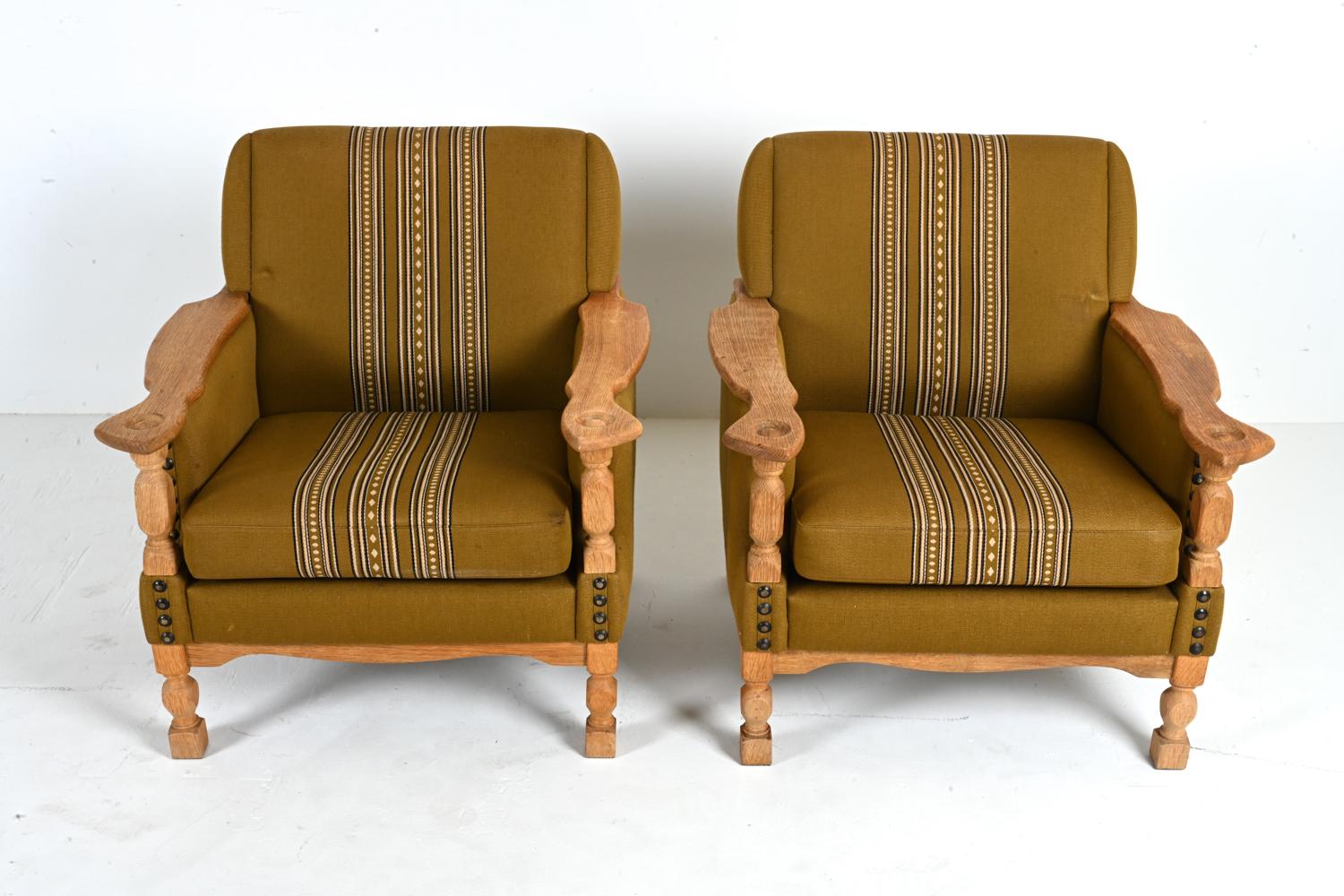 Scandinavian Modern Pair of Danish Modern Easy Chairs in White Oak, Attributed to Henning Kjærnulf For Sale