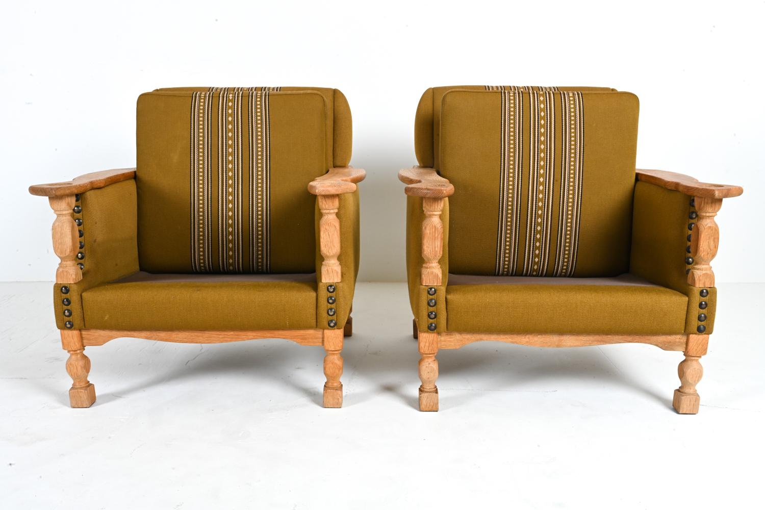 Pair of Danish Modern Easy Chairs in White Oak, Attributed to Henning Kjærnulf For Sale 2
