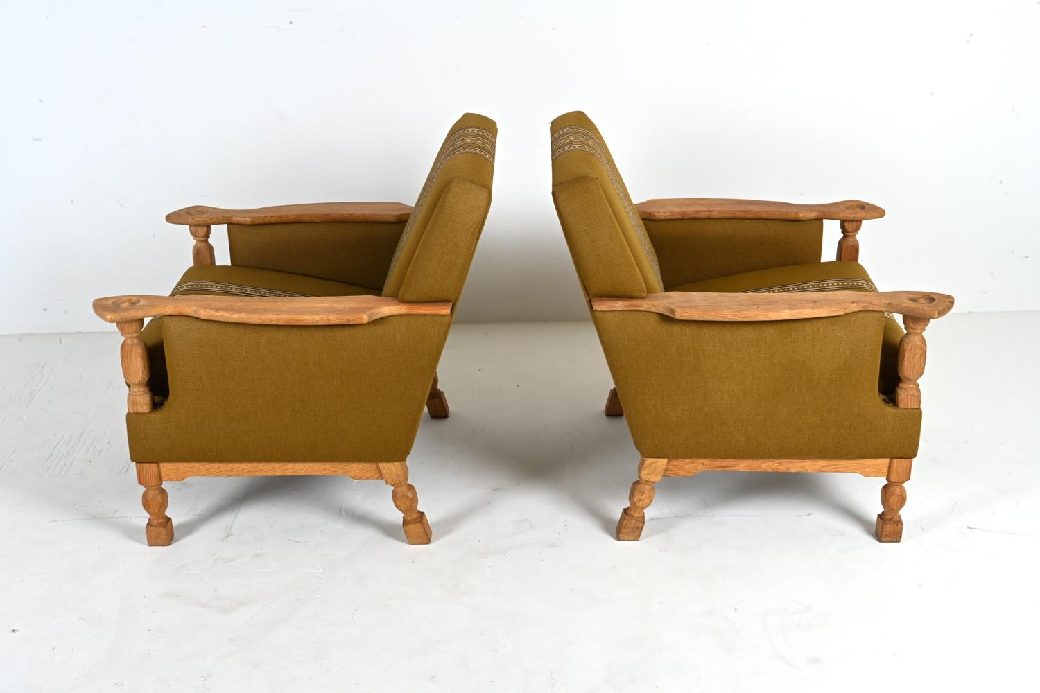 Pair of Danish Modern Easy Chairs in White Oak, Attributed to Henning Kjærnulf For Sale 3