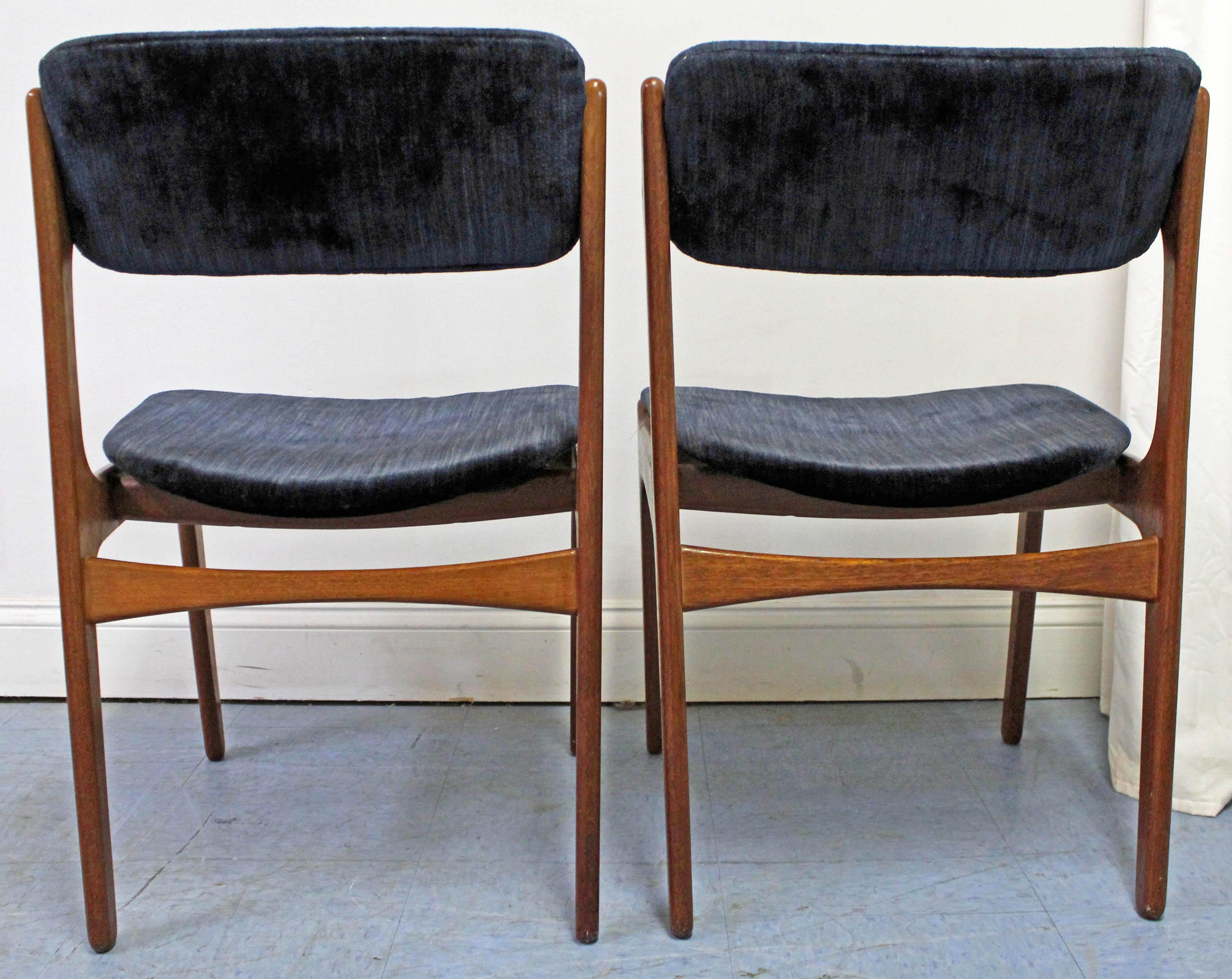 Danois Paire de fauteuils modernes danois Erik Buch pour O.D. Chaises de salle à manger en teck Møbler en vente