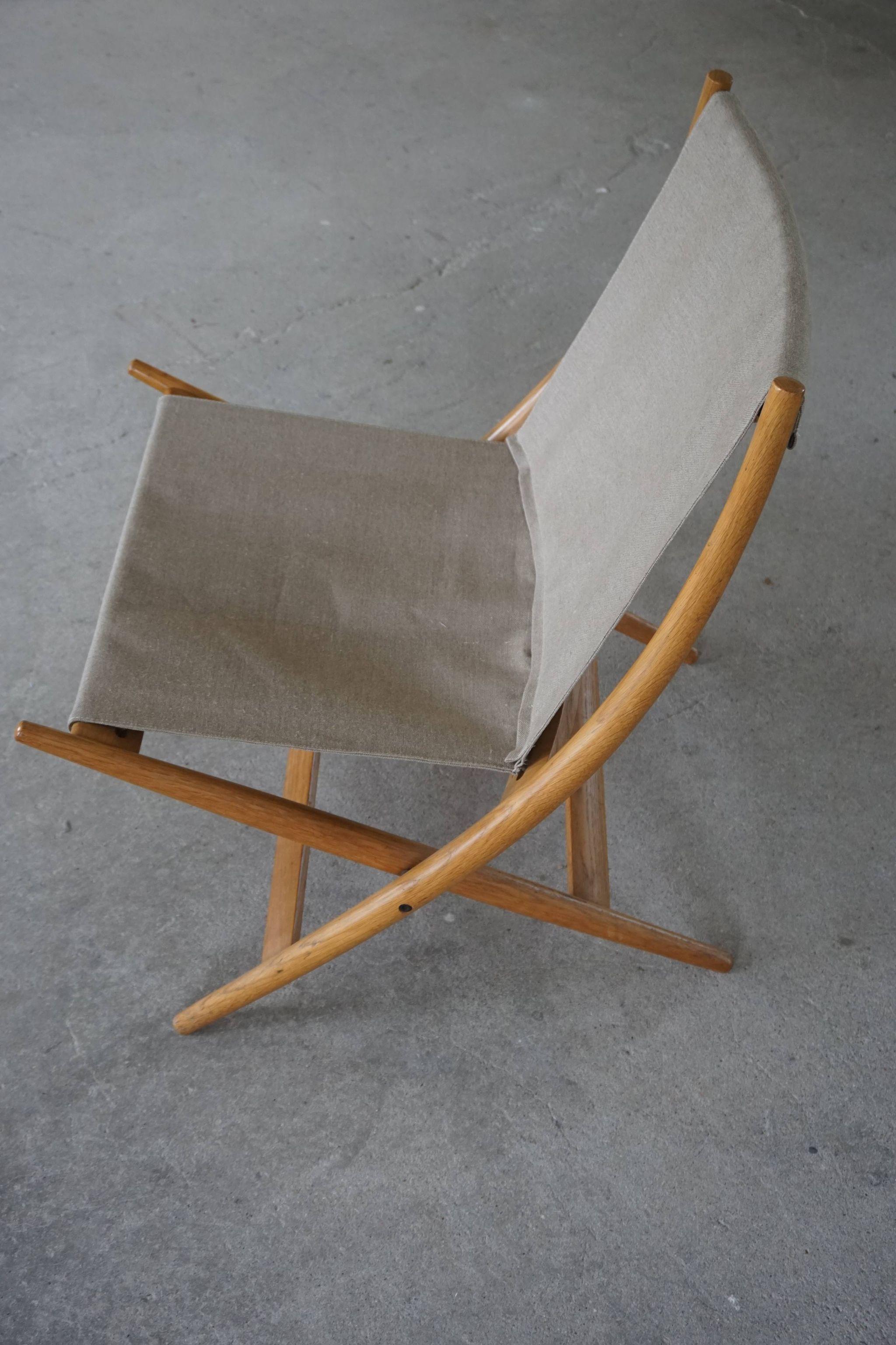 Mid-20th Century Pair of Danish Modern Folding Chairs by Johan Hagen in Oak and Canvas, 1958