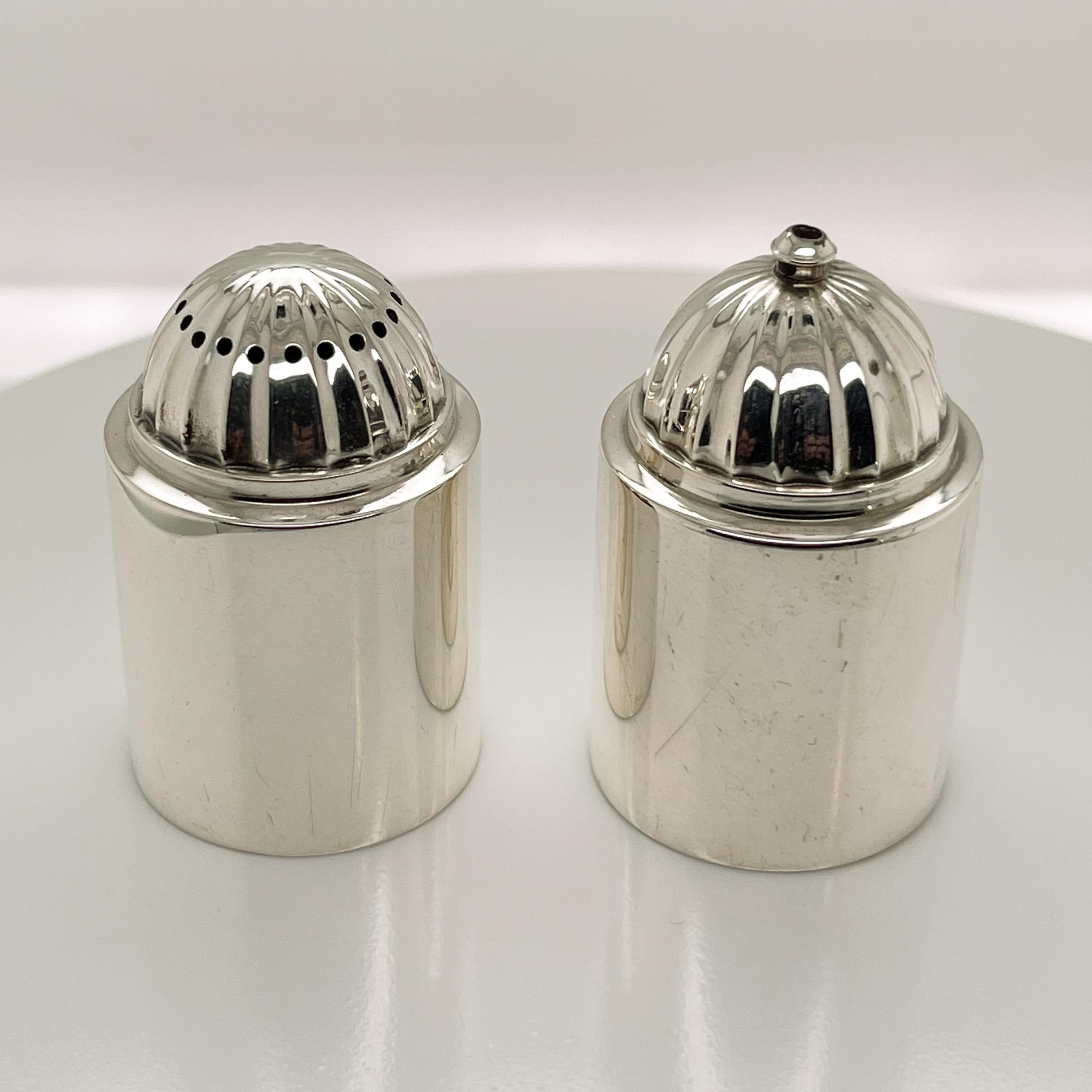 Pair of Danish Modern Georg Jensen Sterling Silver Salt & Pepper Shakers # 627 In Good Condition For Sale In Philadelphia, PA