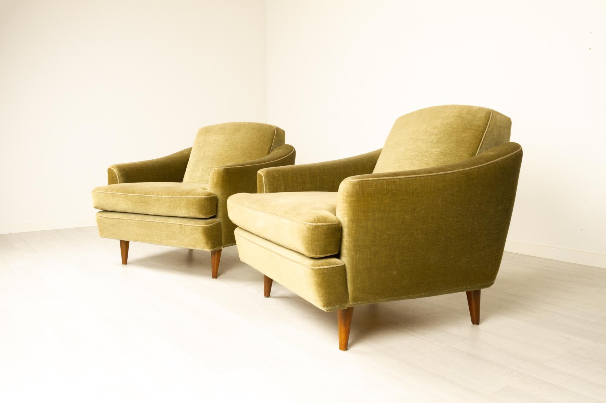Pair of Danish Modern Green Velvet Lounge Chairs, 1950s 10
