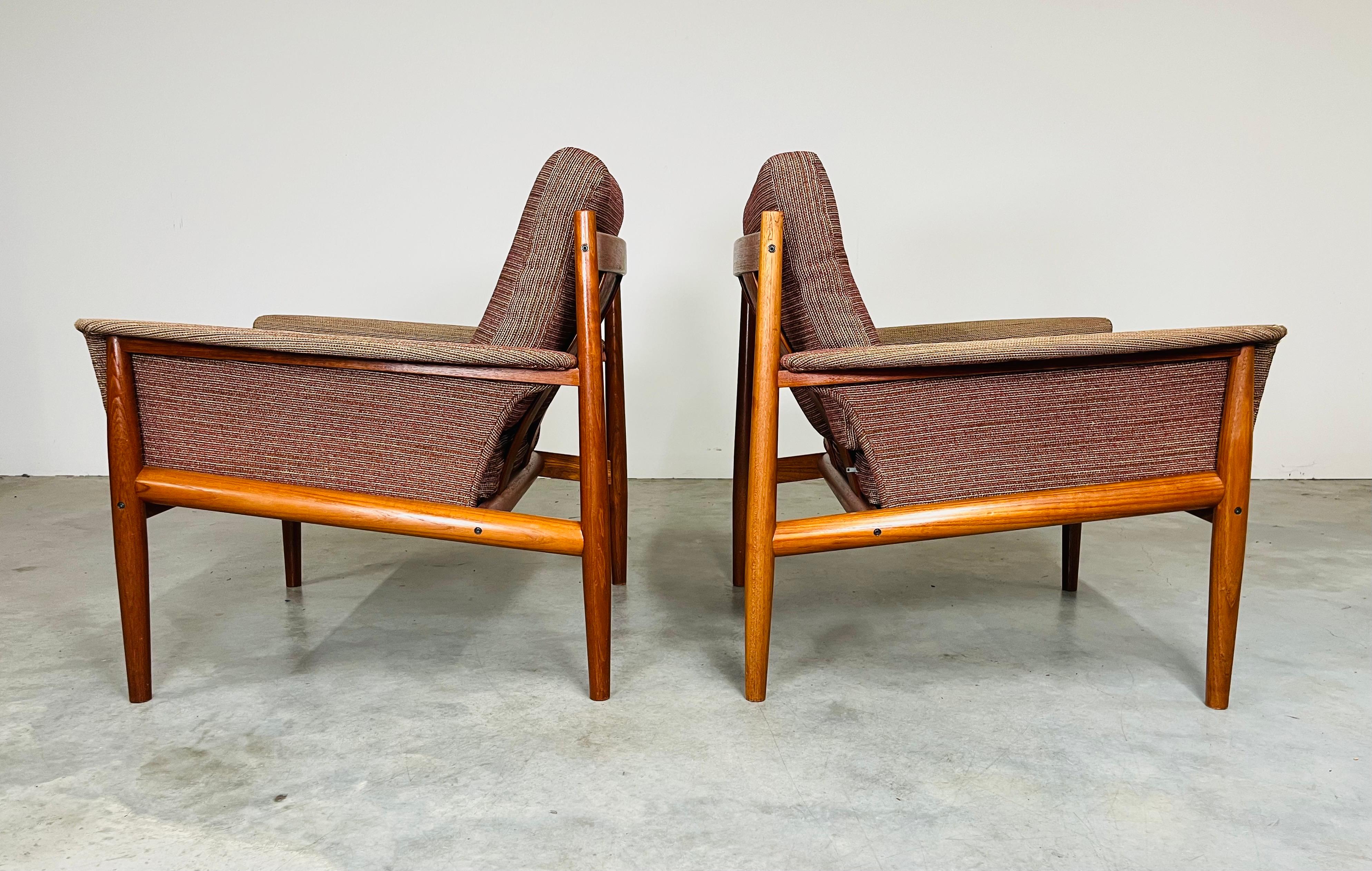 Coppia di sedie da salotto moderne danesi in teak Grete Jalk France & Son 1960s In condizioni buone in vendita a Southampton, NJ