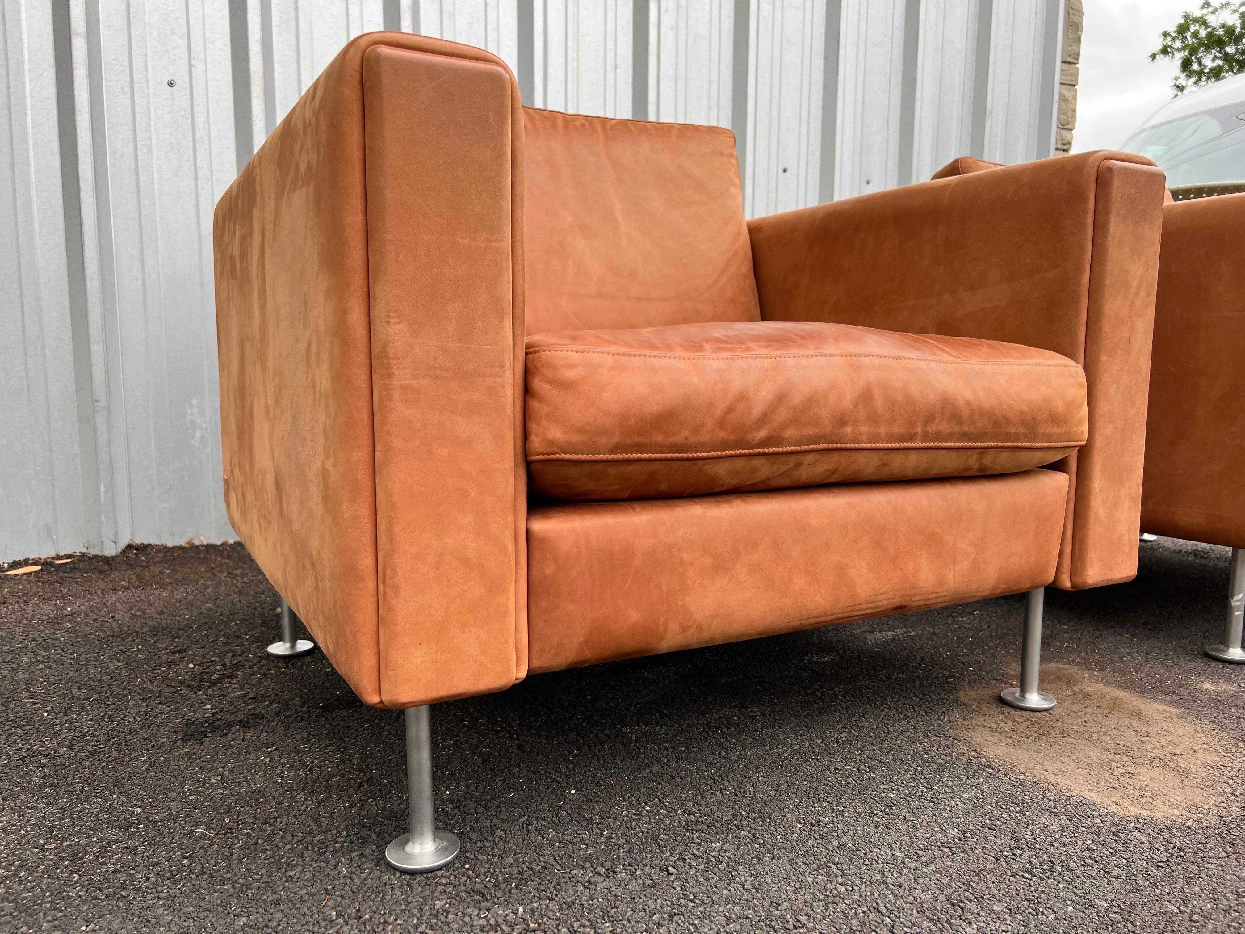 Pair of Danish Modern Hans Wegner Century 2000 Chairs In Good Condition In San Antonio, TX