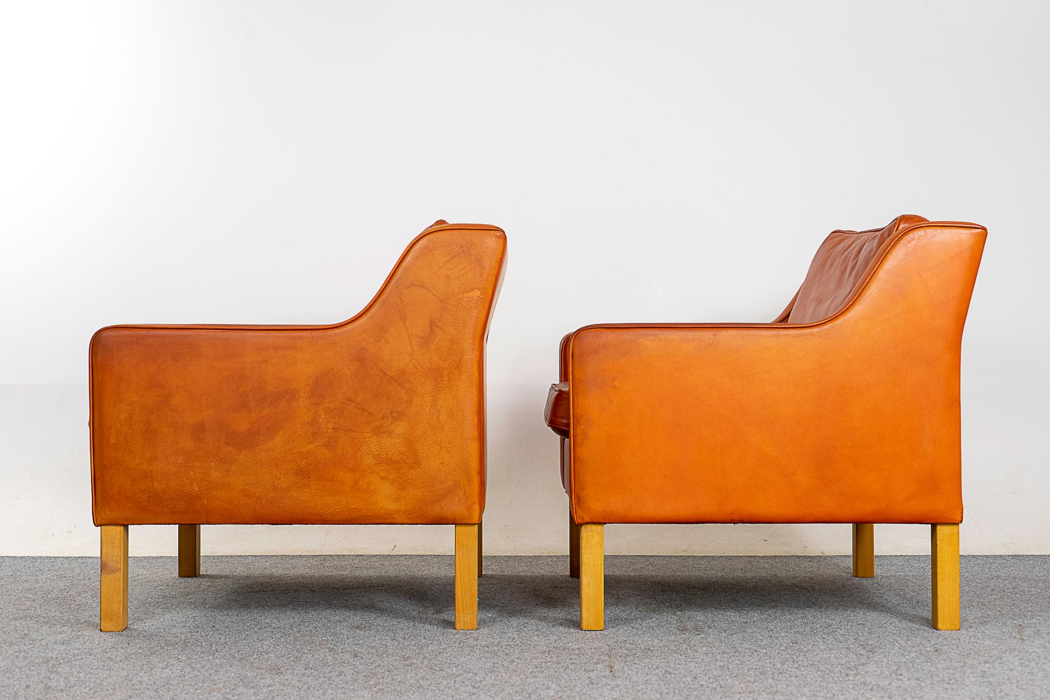 Pair of Danish Modern Leather Lounge Chairs 9