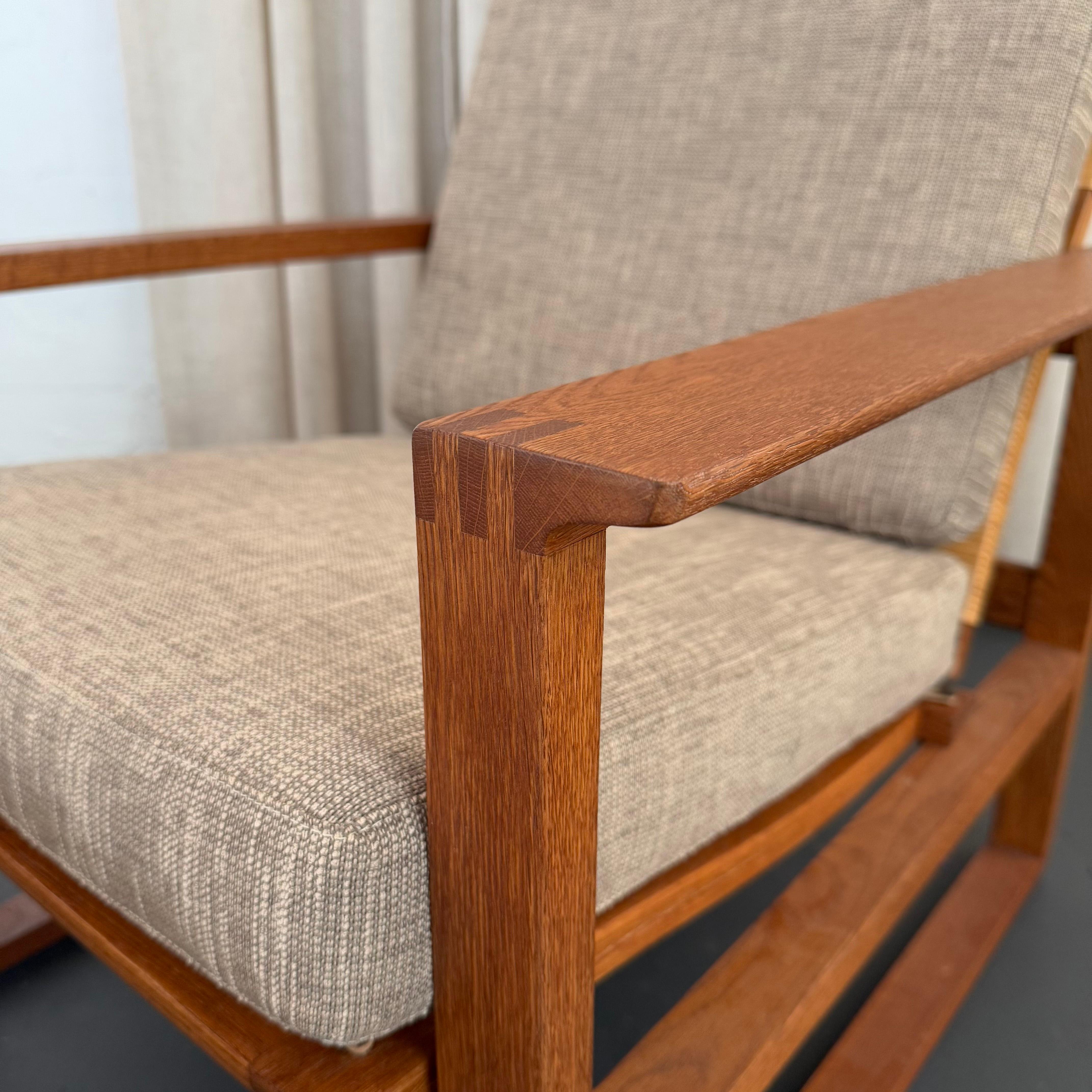 Pair Of Danish Modern Lounge Chair Ottoman Sets By Børge Mogensen en venta 6