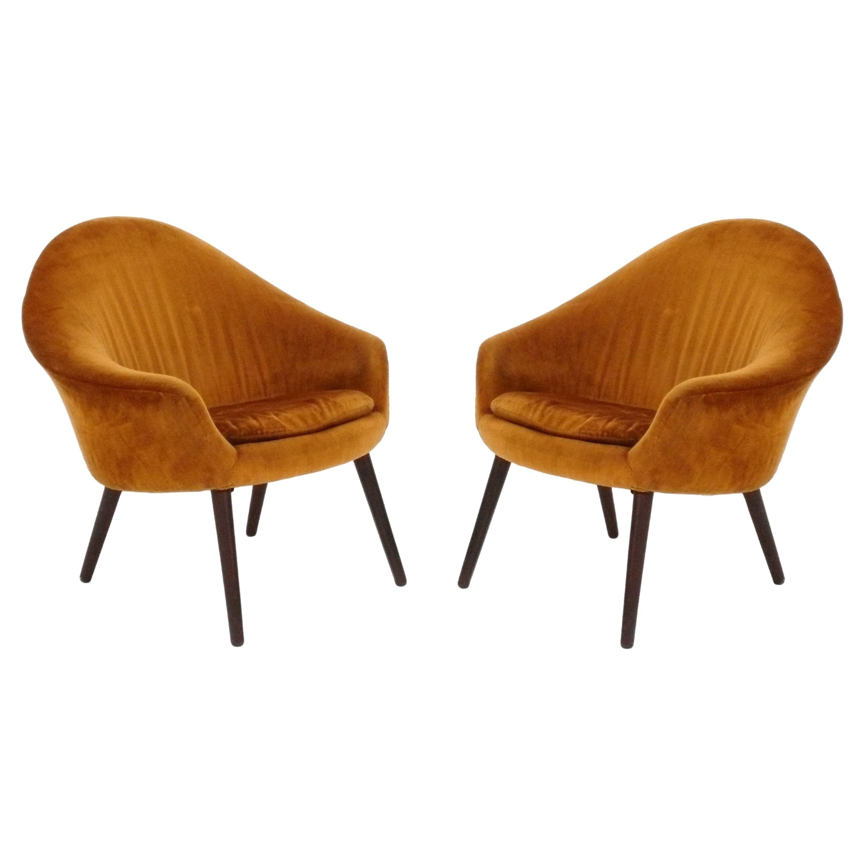 Pair of Danish Modern Lounge Chairs by Hans Olsen