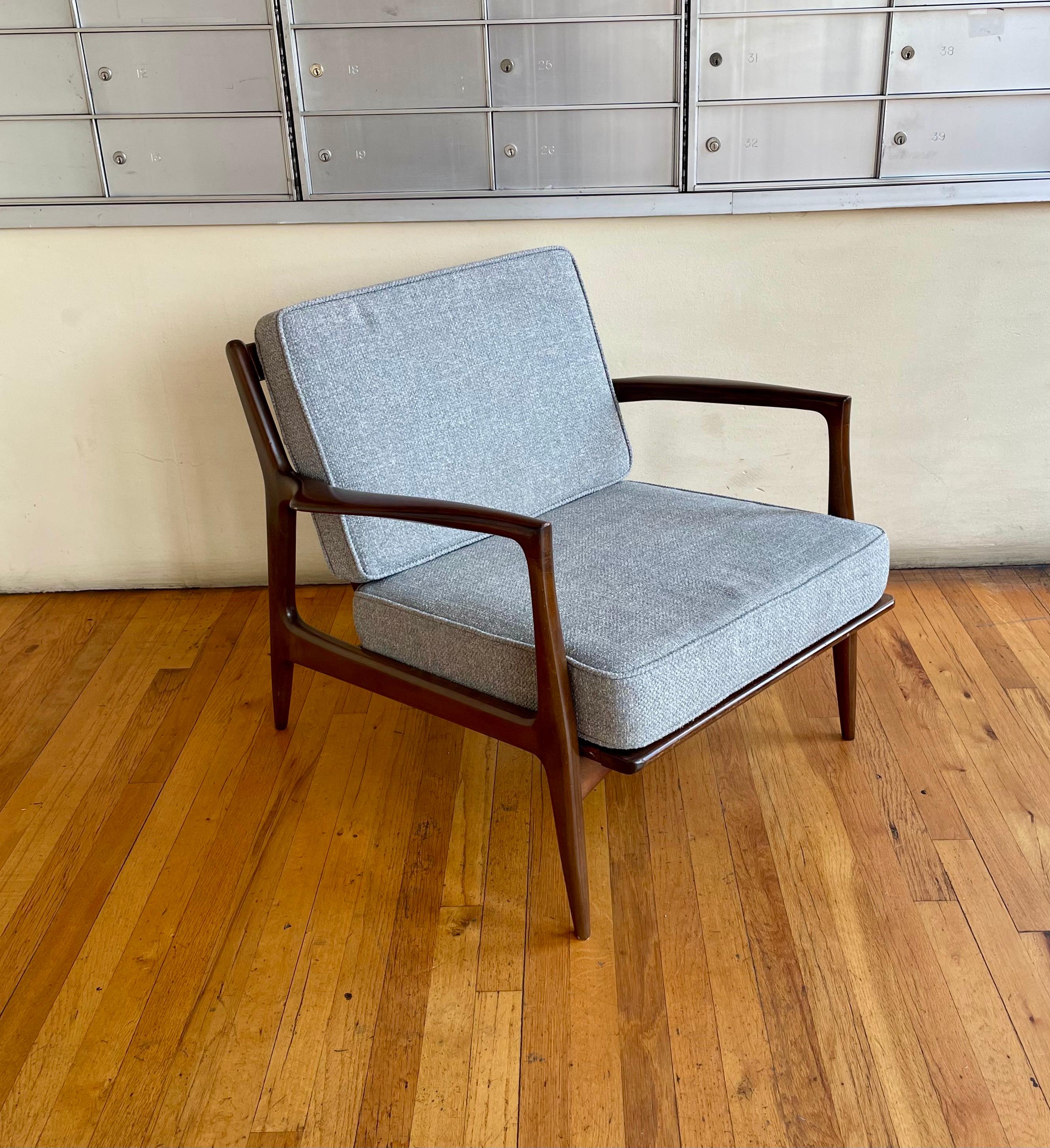 Pair of Danish Modern Lounge Chairs by Ib Kofod-Larsen for Selig 2