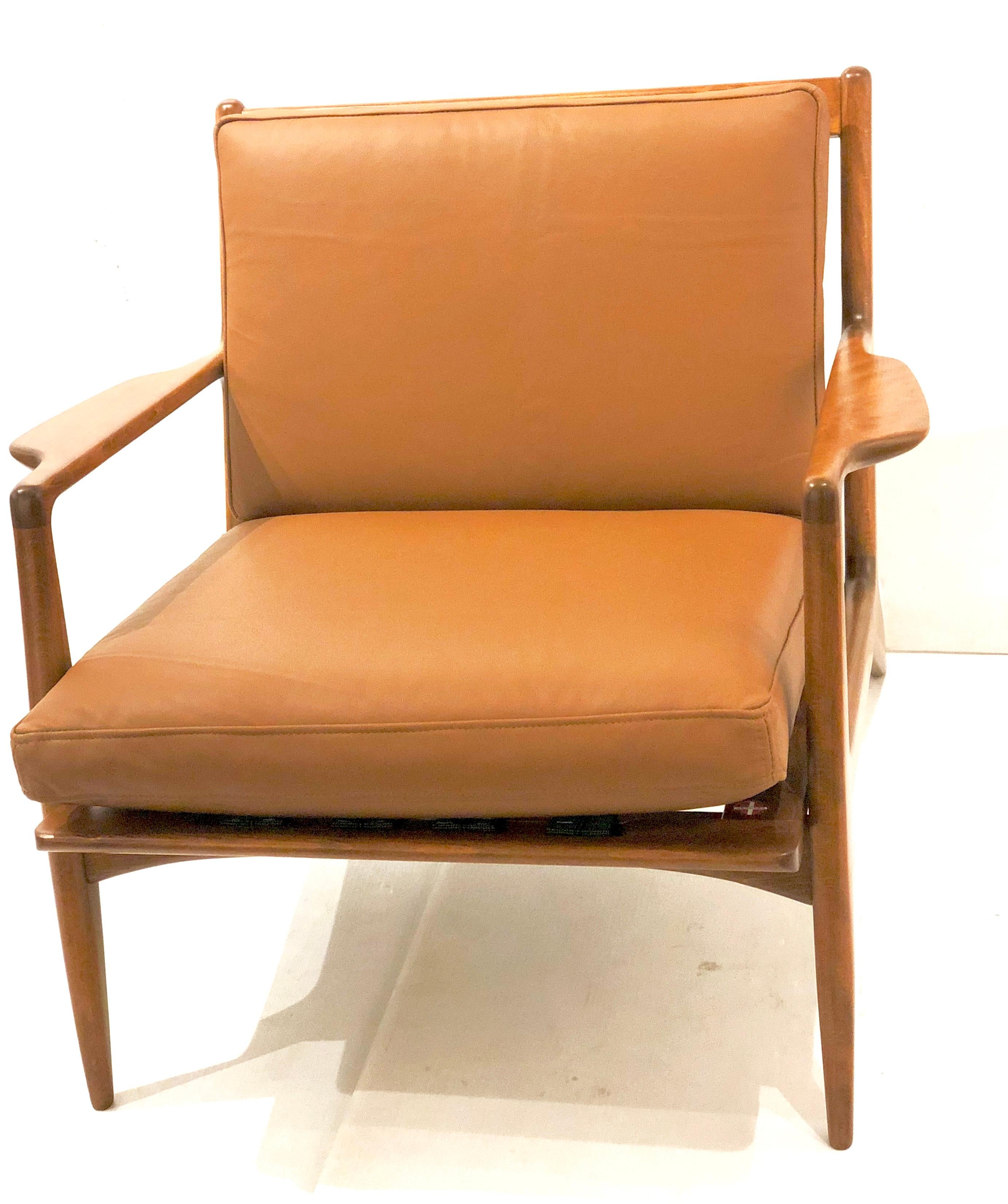 Scandinavian Modern Pair of Danish Modern Lounge Chairs by Ib Kofod-Larsen in Leather