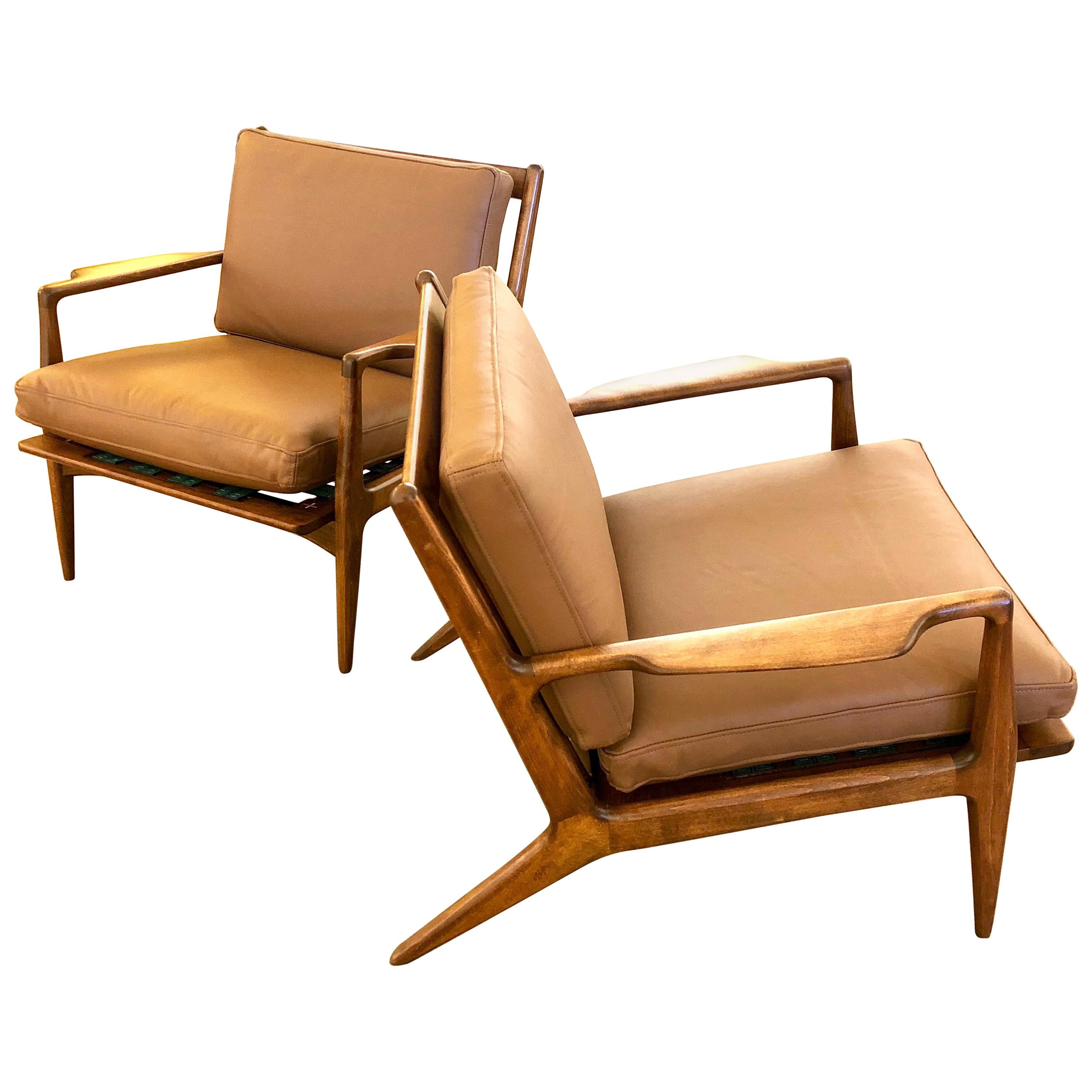 Pair of Danish Modern Lounge Chairs by Ib Kofod-Larsen in Leather