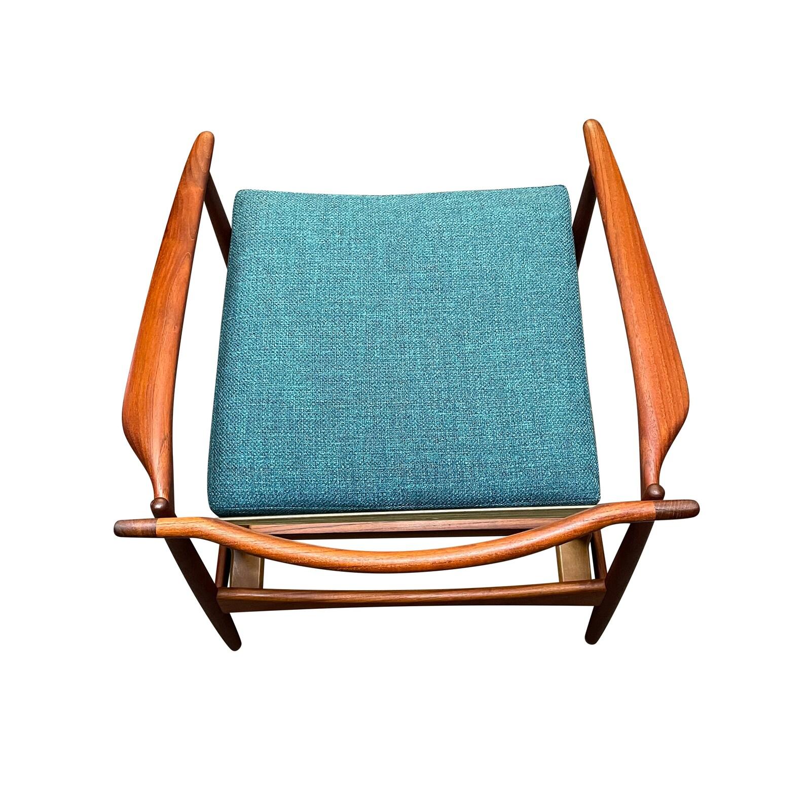 Scandinavian Modern Pair of Danish Modern Lounge Chairs by Kofod Larsen