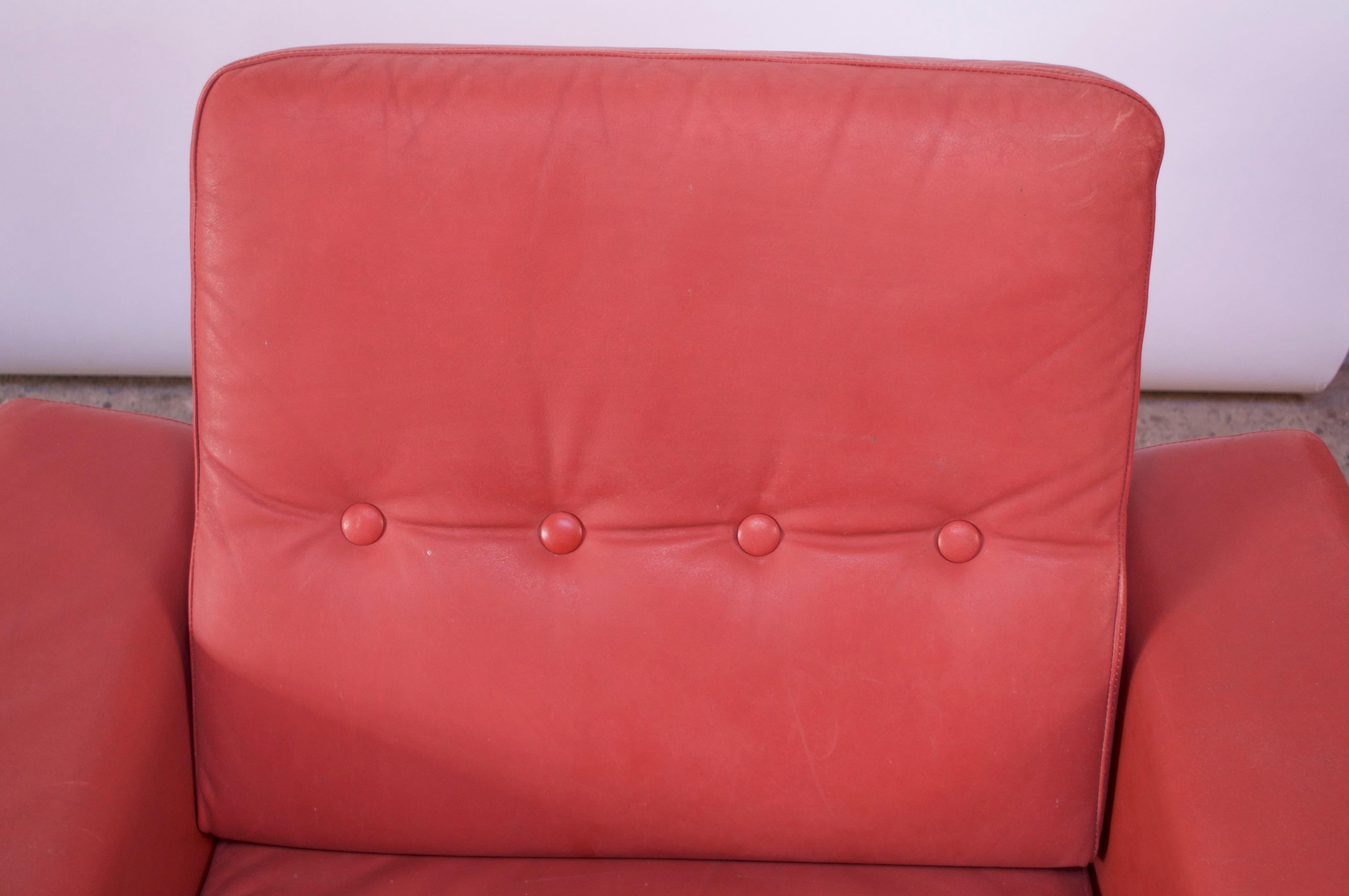 Pair of Danish Modern Lounge Chairs in Cinnabar Leather 5
